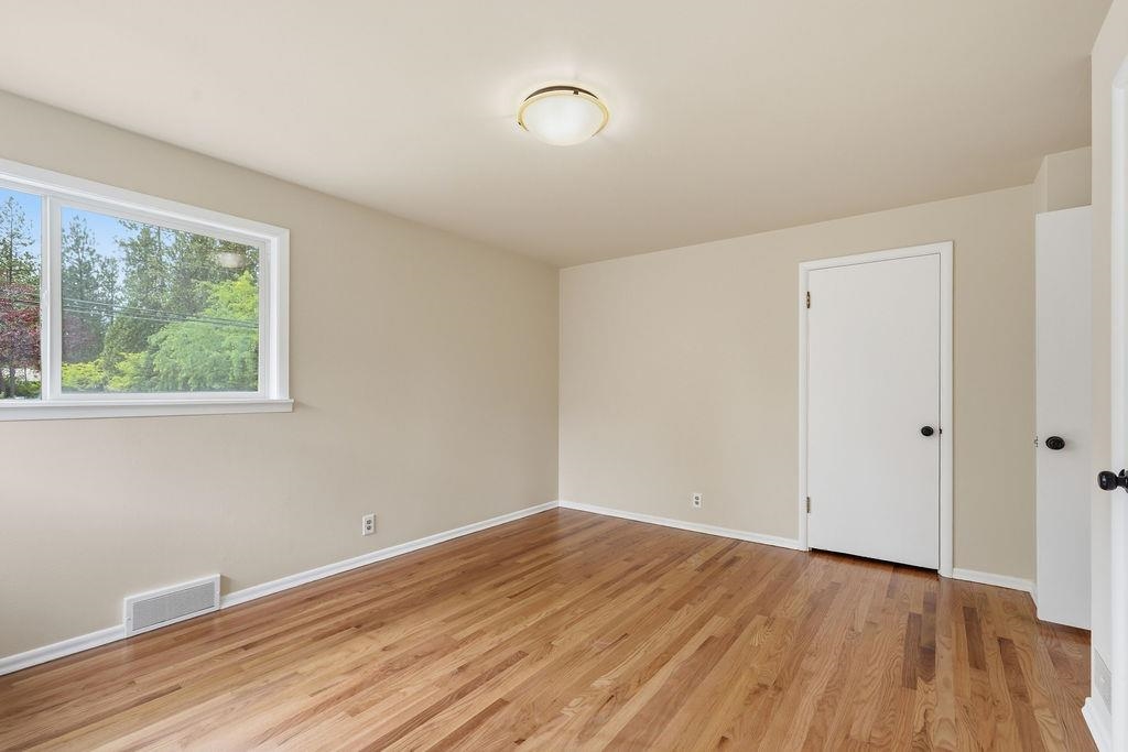3003 S Bernard St - Photo 17