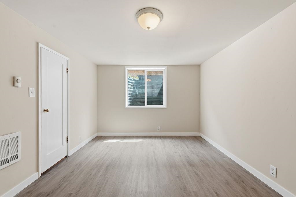 3003 S Bernard St - Photo 21