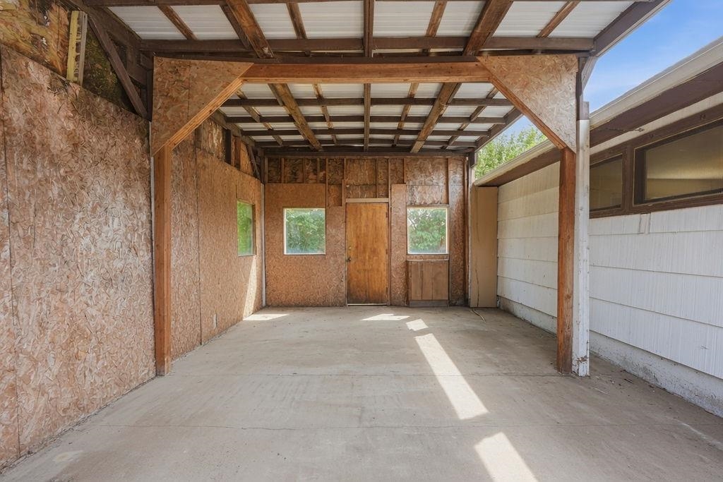 3003 S Bernard St - Photo 36