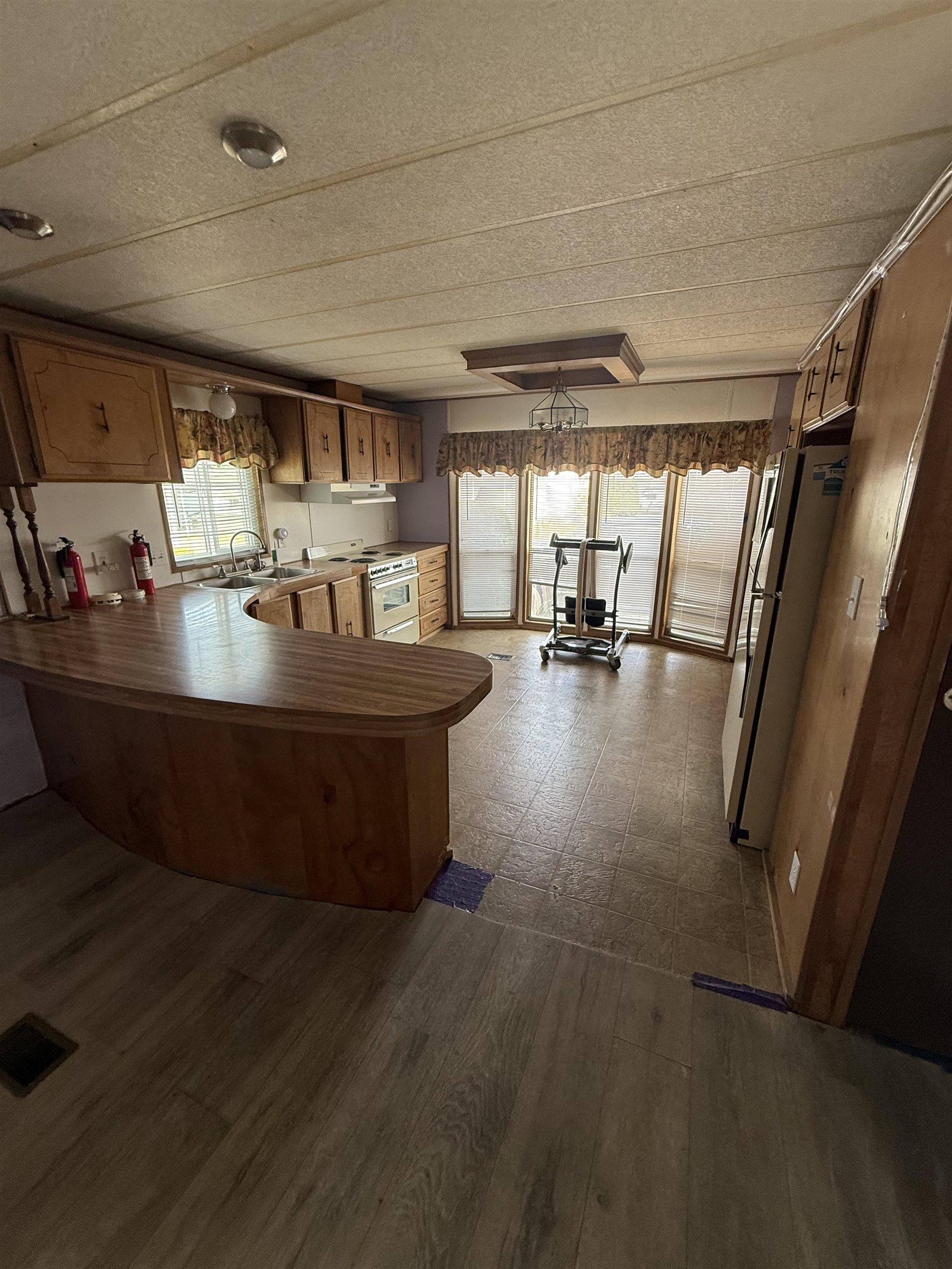 7303 N Crestline Ave - Photo 9