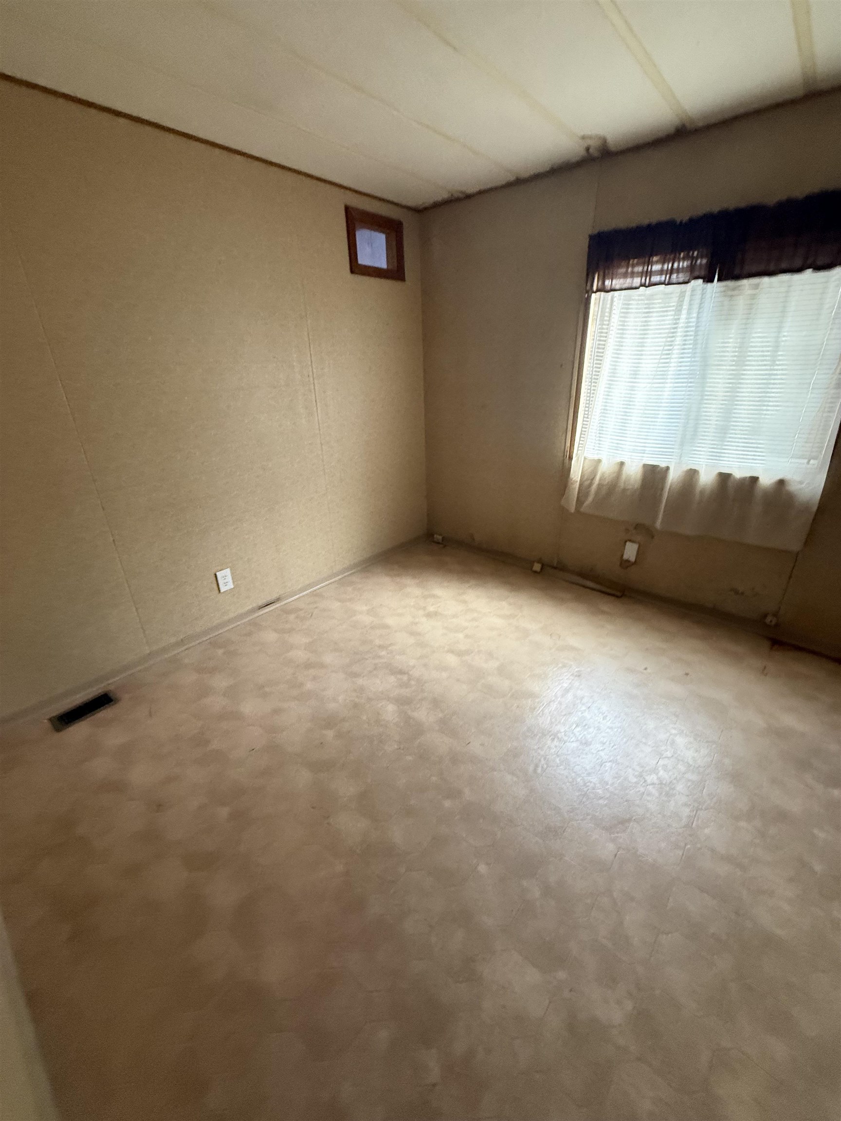 7303 N Crestline Ave - Photo 12