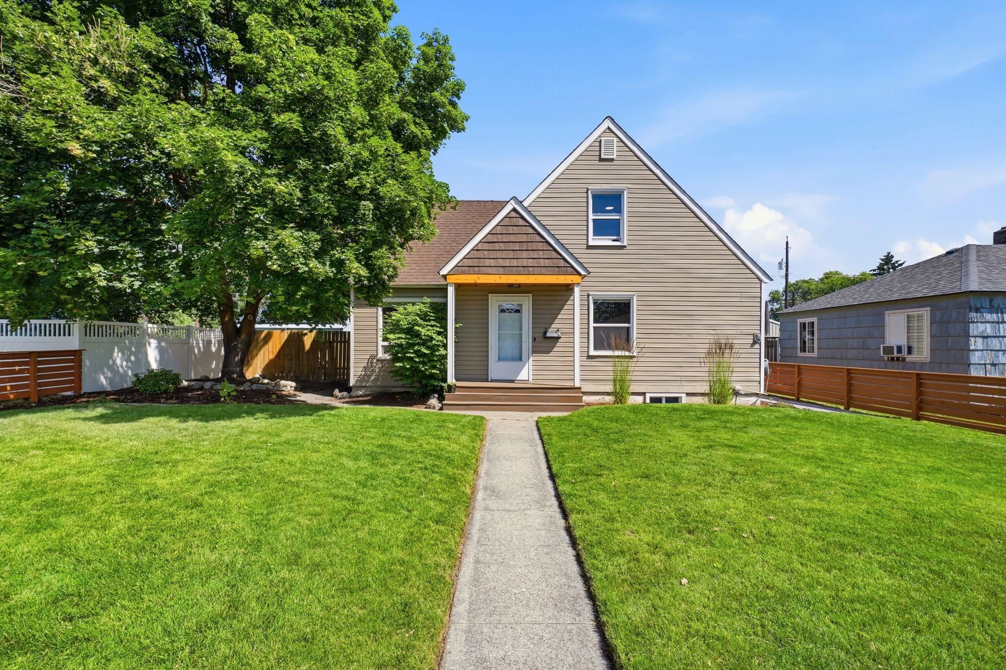 2704 W Queen Ave - Photo 3