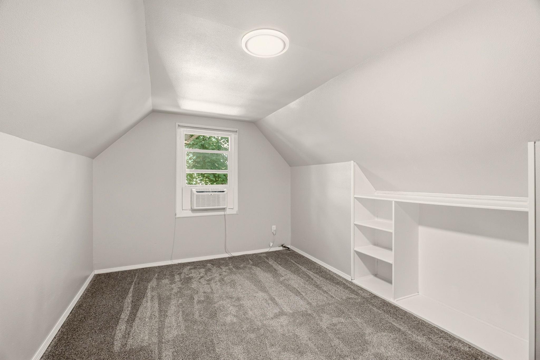 2704 W Queen Ave - Photo 22