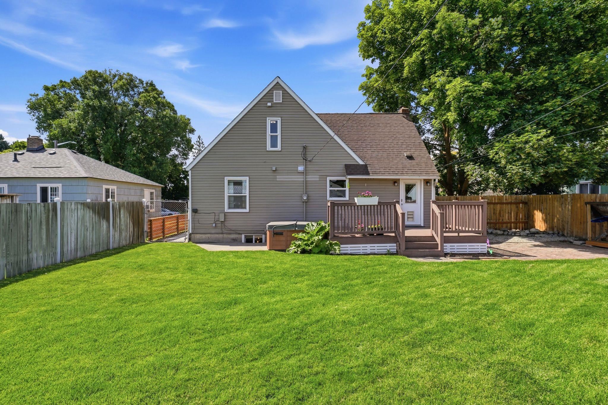 2704 W Queen Ave - Photo 33