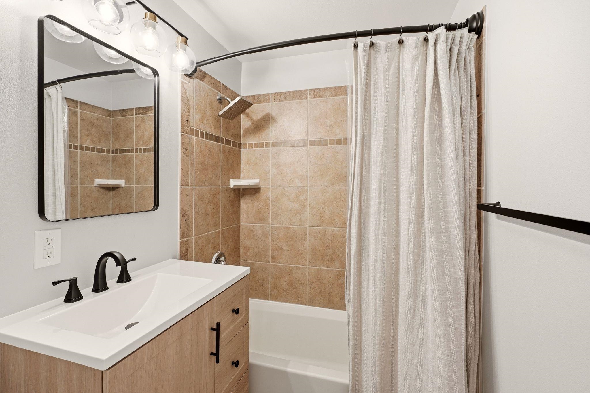 2704 W Queen Ave - Photo 21