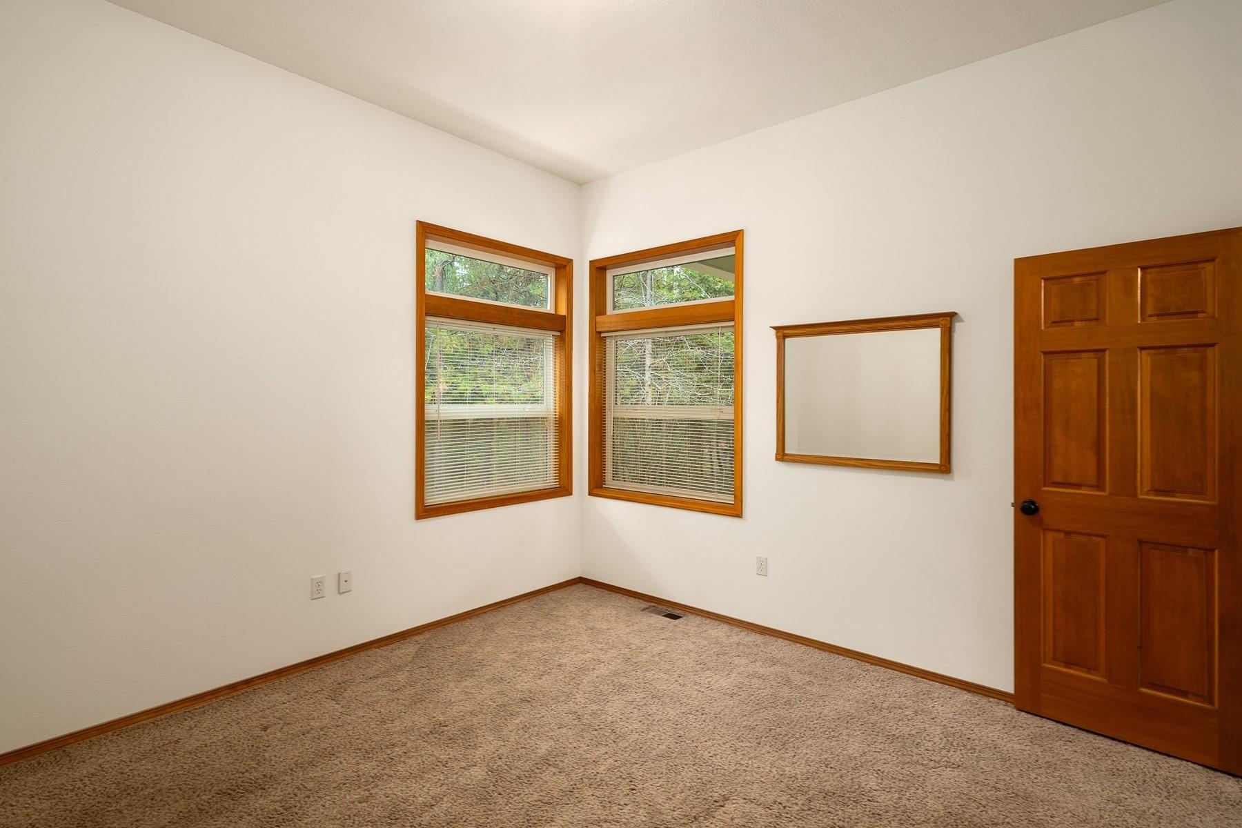 7001 E Chattaroy Rd - Photo 29