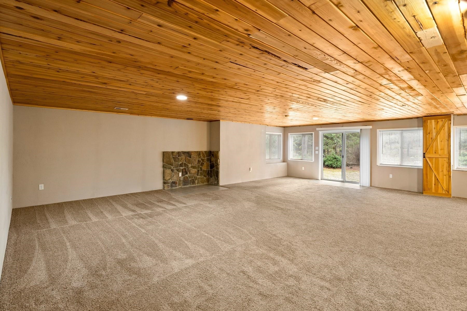 7001 E Chattaroy Rd - Photo 33