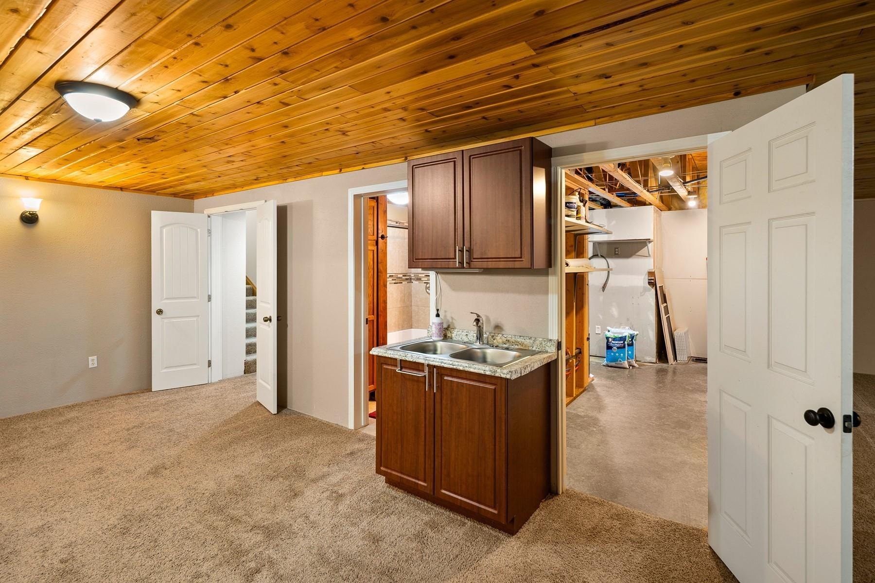7001 E Chattaroy Rd - Photo 34