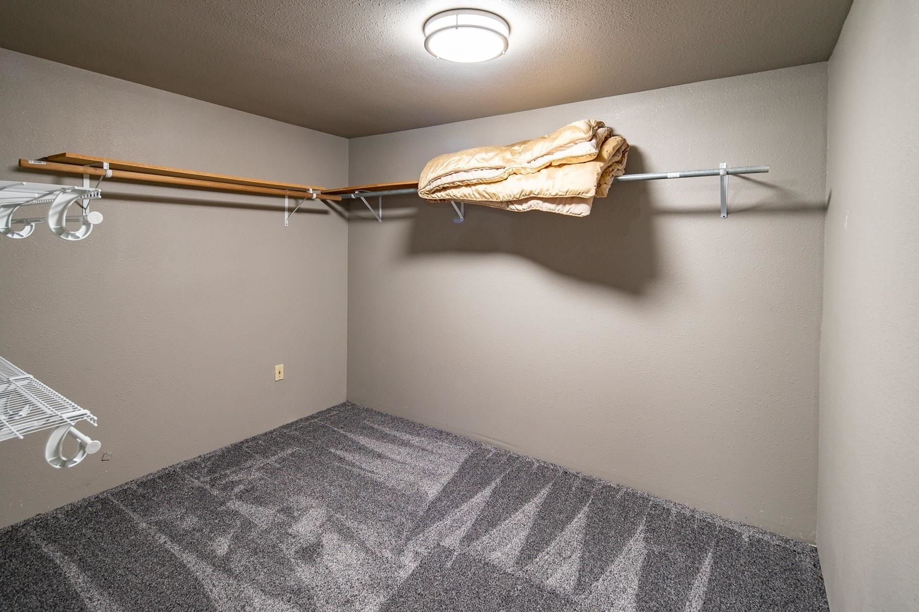7001 E Chattaroy Rd - Photo 41