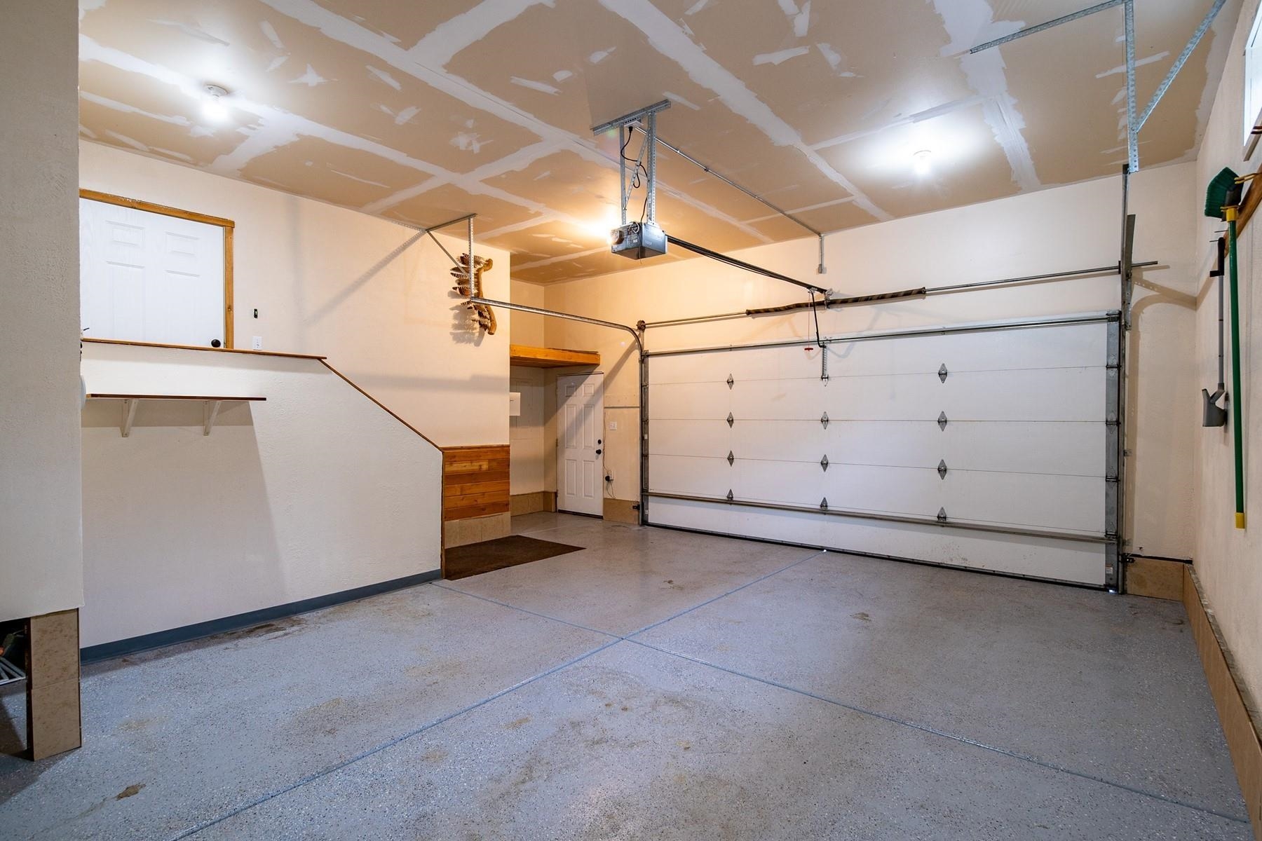 7001 E Chattaroy Rd - Photo 42