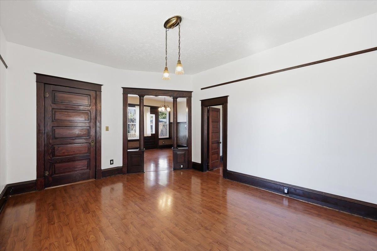 1903 E Glass Ave - Photo 4