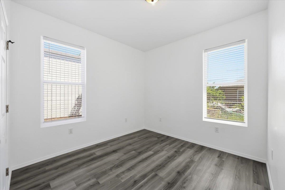 1903 E Glass Ave - Photo 11