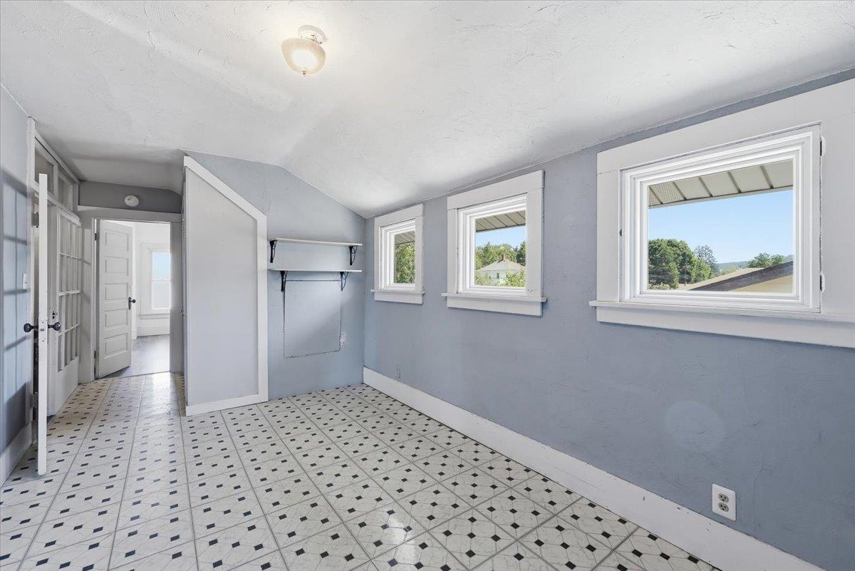 1903 E Glass Ave - Photo 19