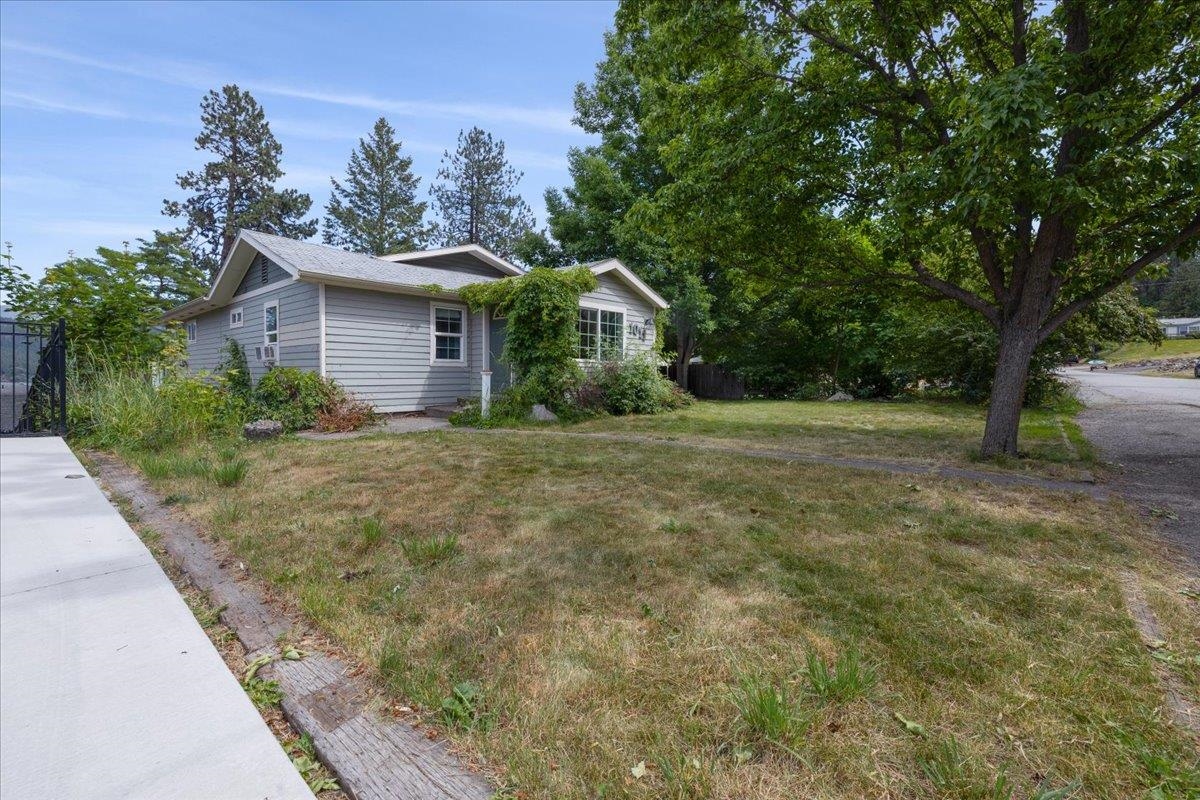 1011 S Wright Blvd - Photo 3