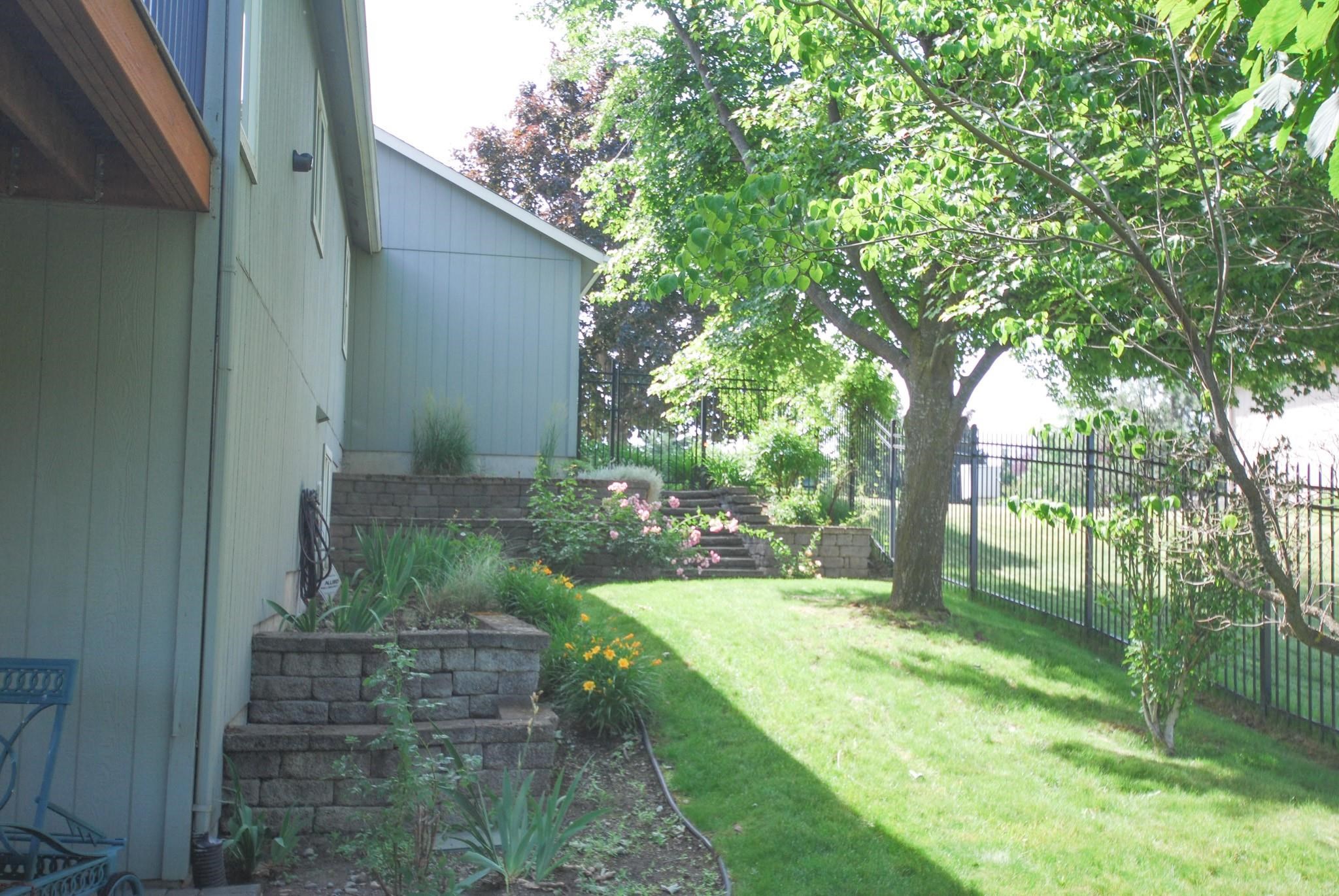 19215 E Riverwalk Ln - Photo 45