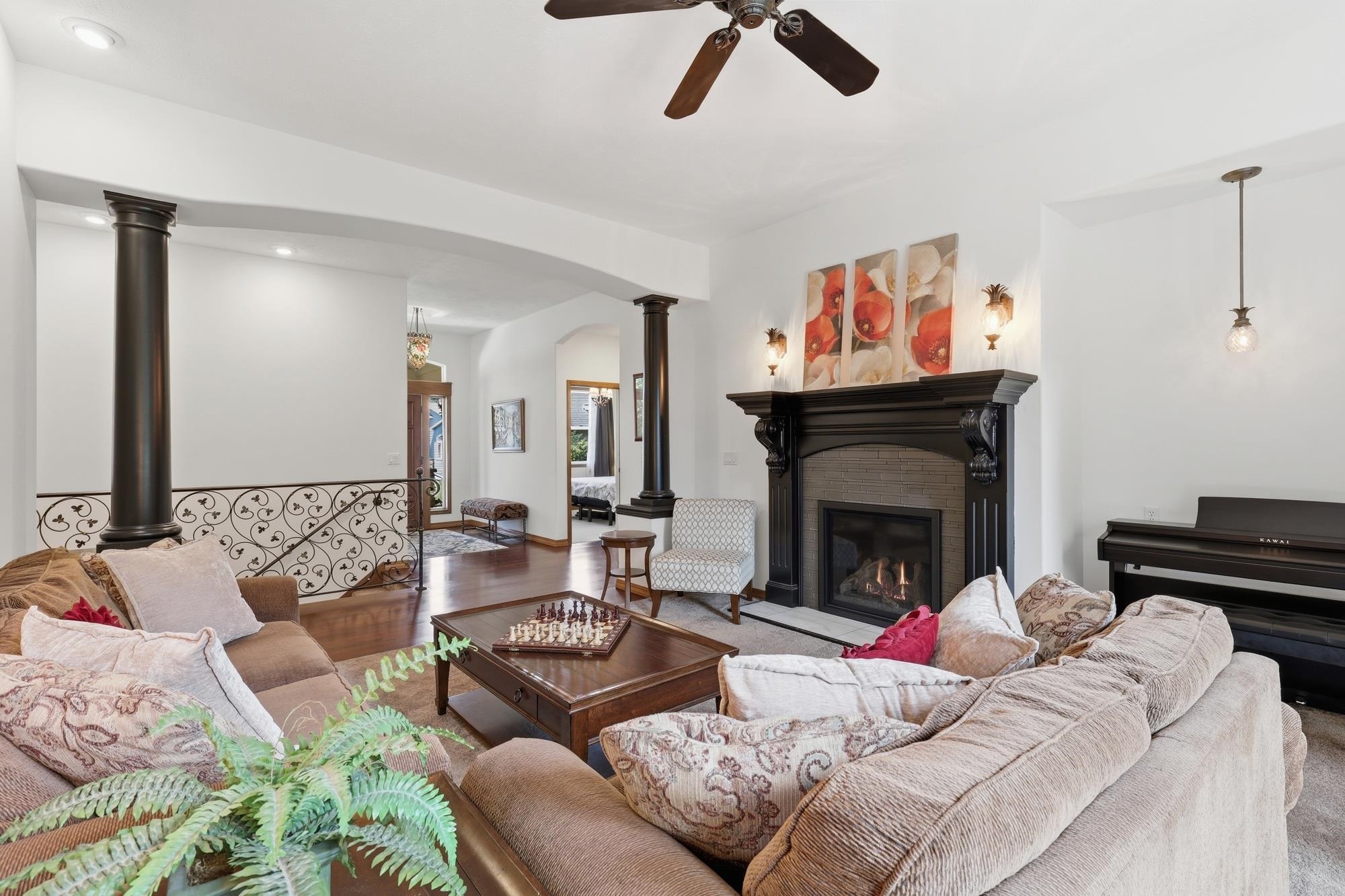 710 E Erica Ct - Photo 9