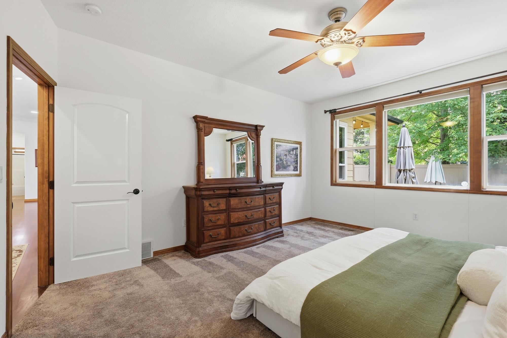 710 E Erica Ct - Photo 16