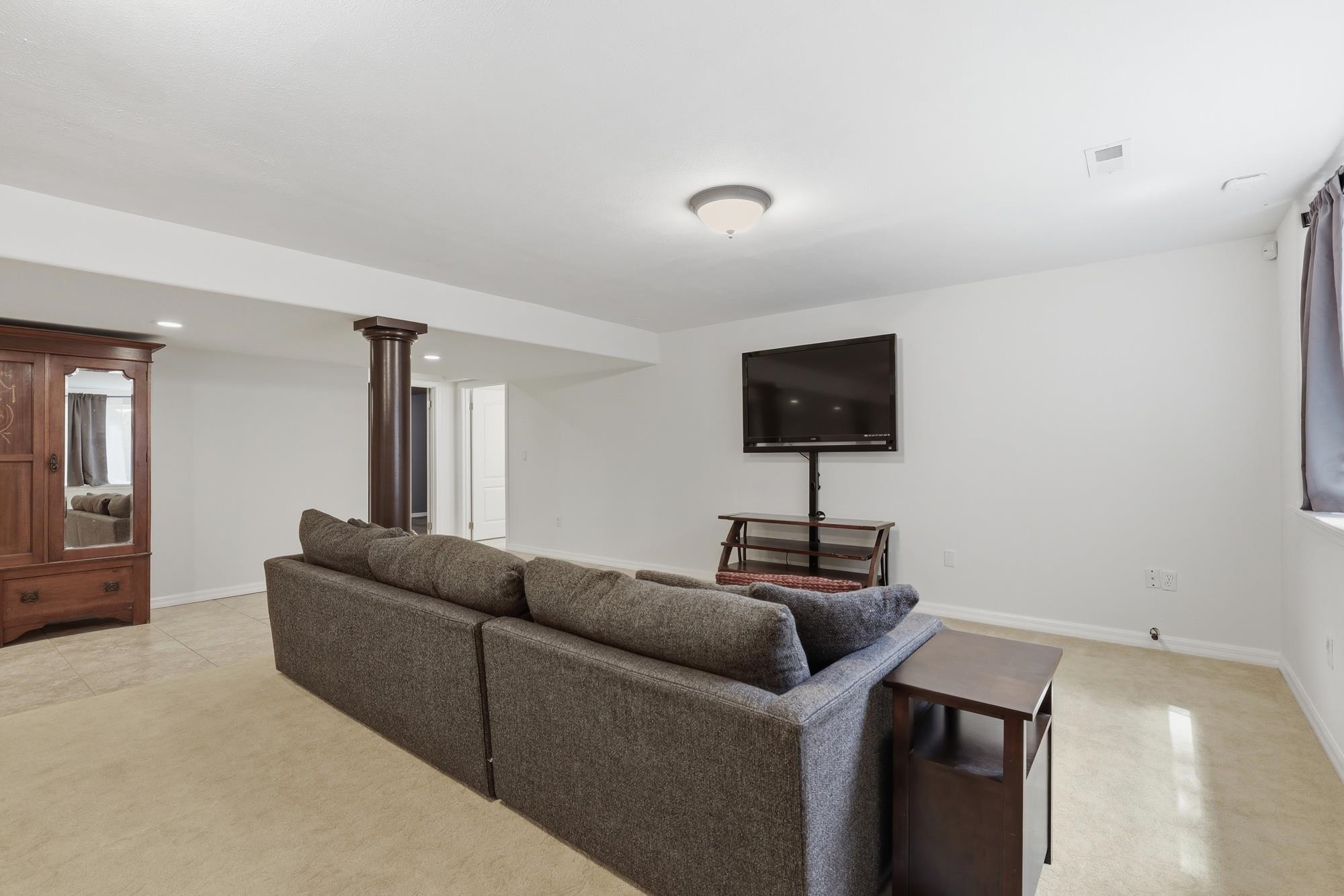 710 E Erica Ct - Photo 22