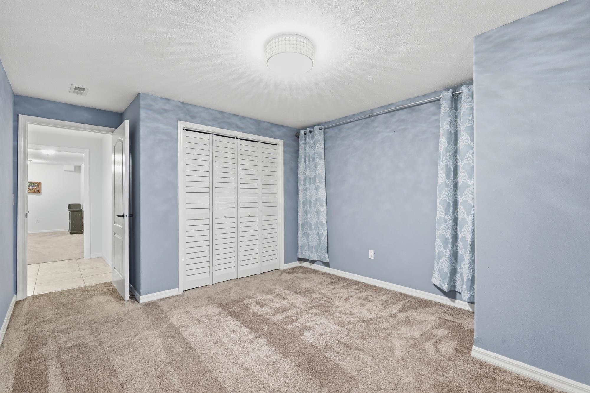 710 E Erica Ct - Photo 27