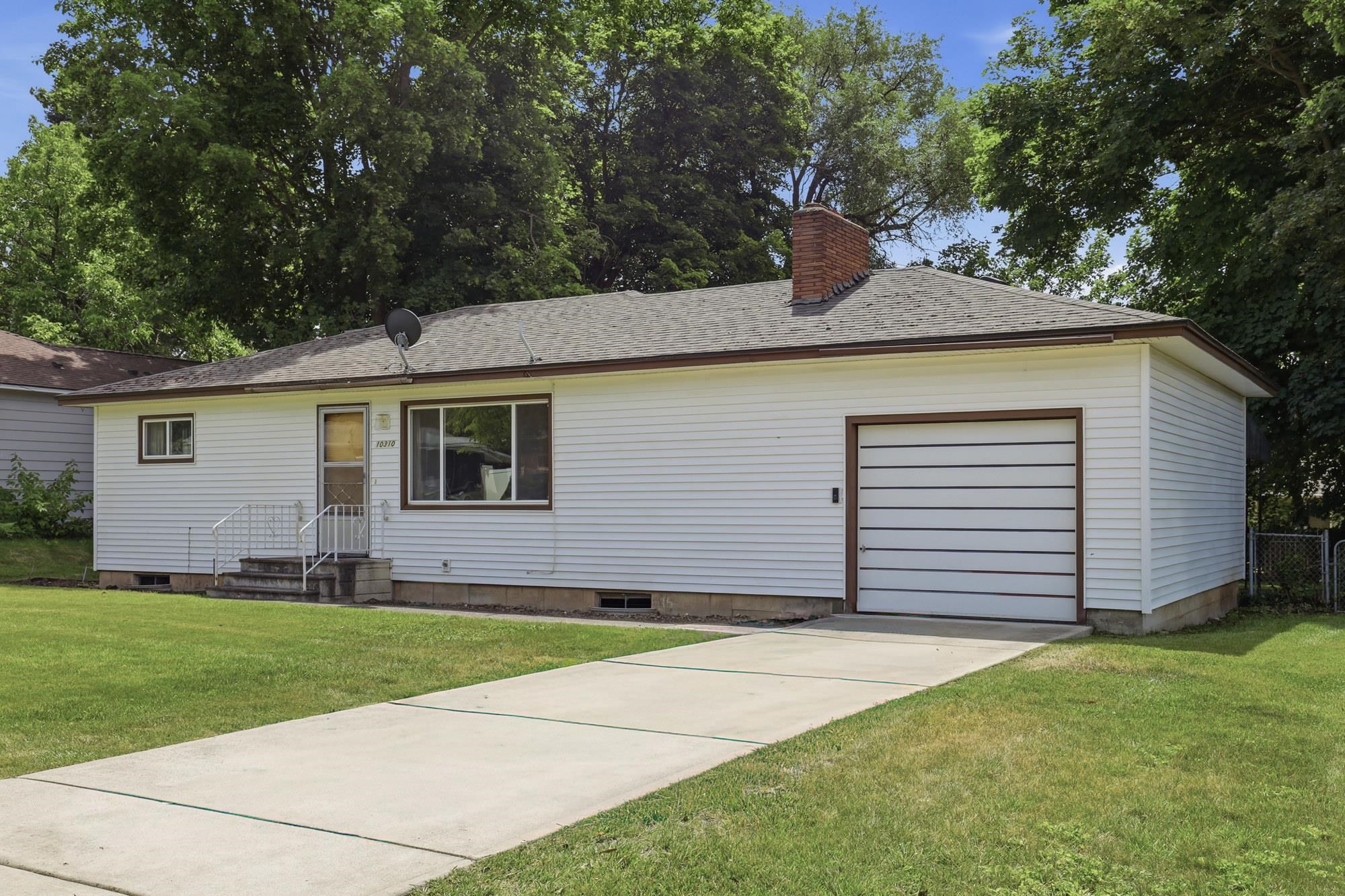 10310 E Dean Ave - Photo 2