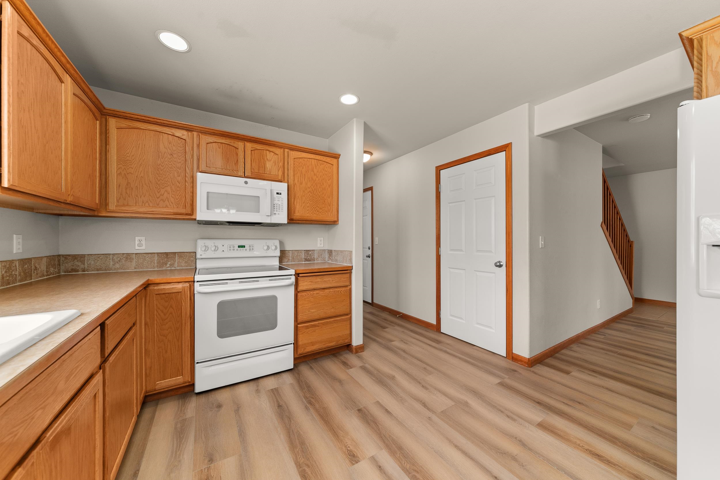 1613 E Beacon Ln - Photo 14