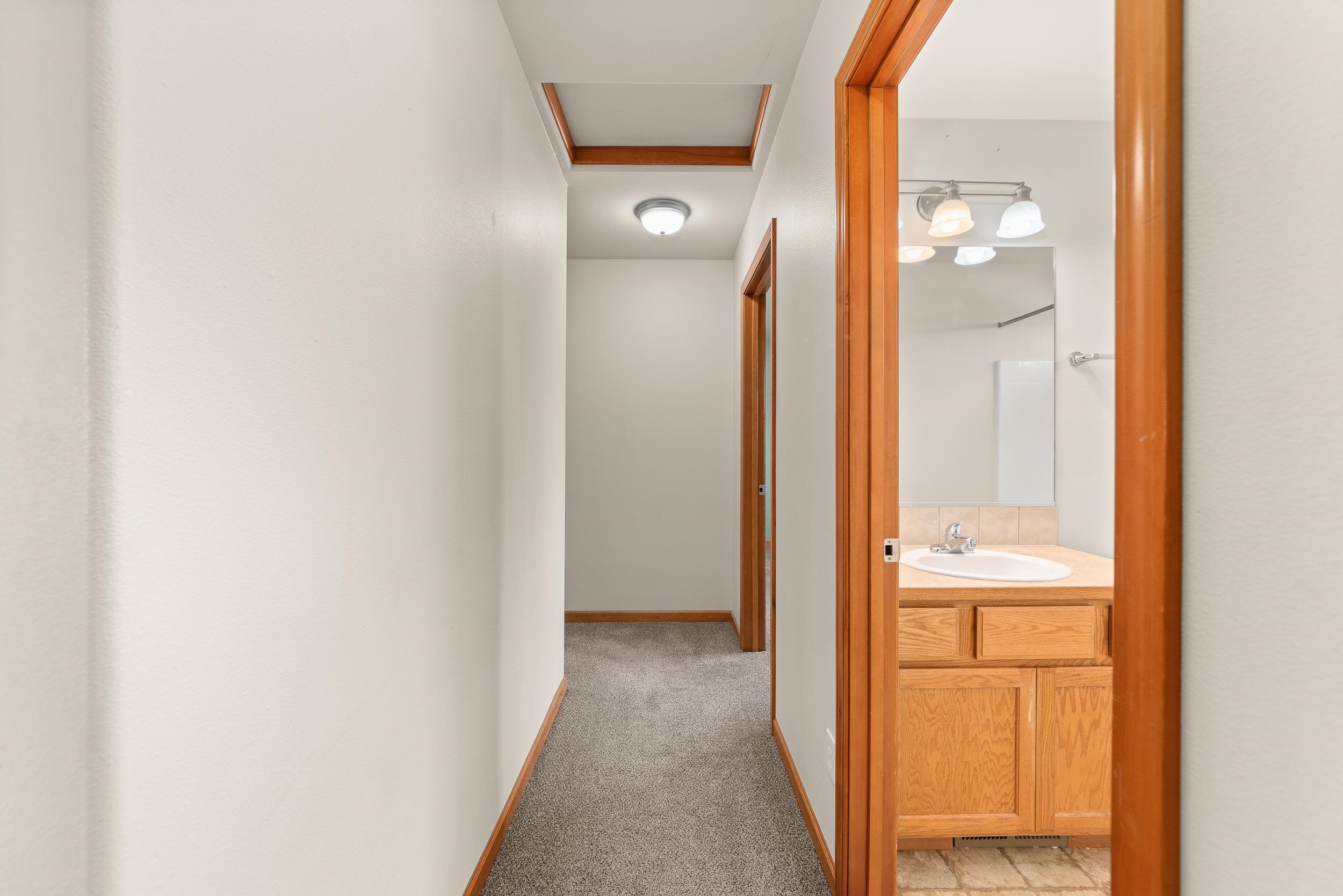 1613 E Beacon Ln - Photo 22