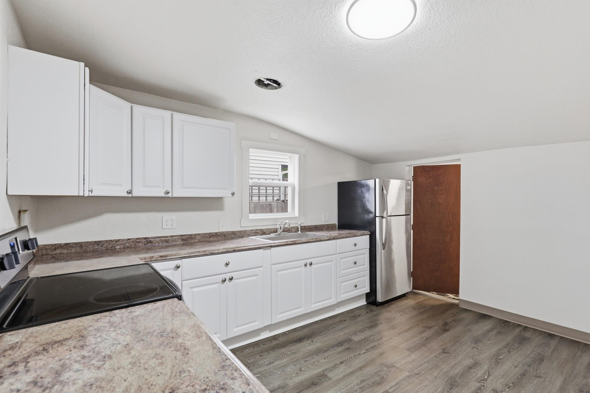 1711 E Desmet Ave - Photo 6