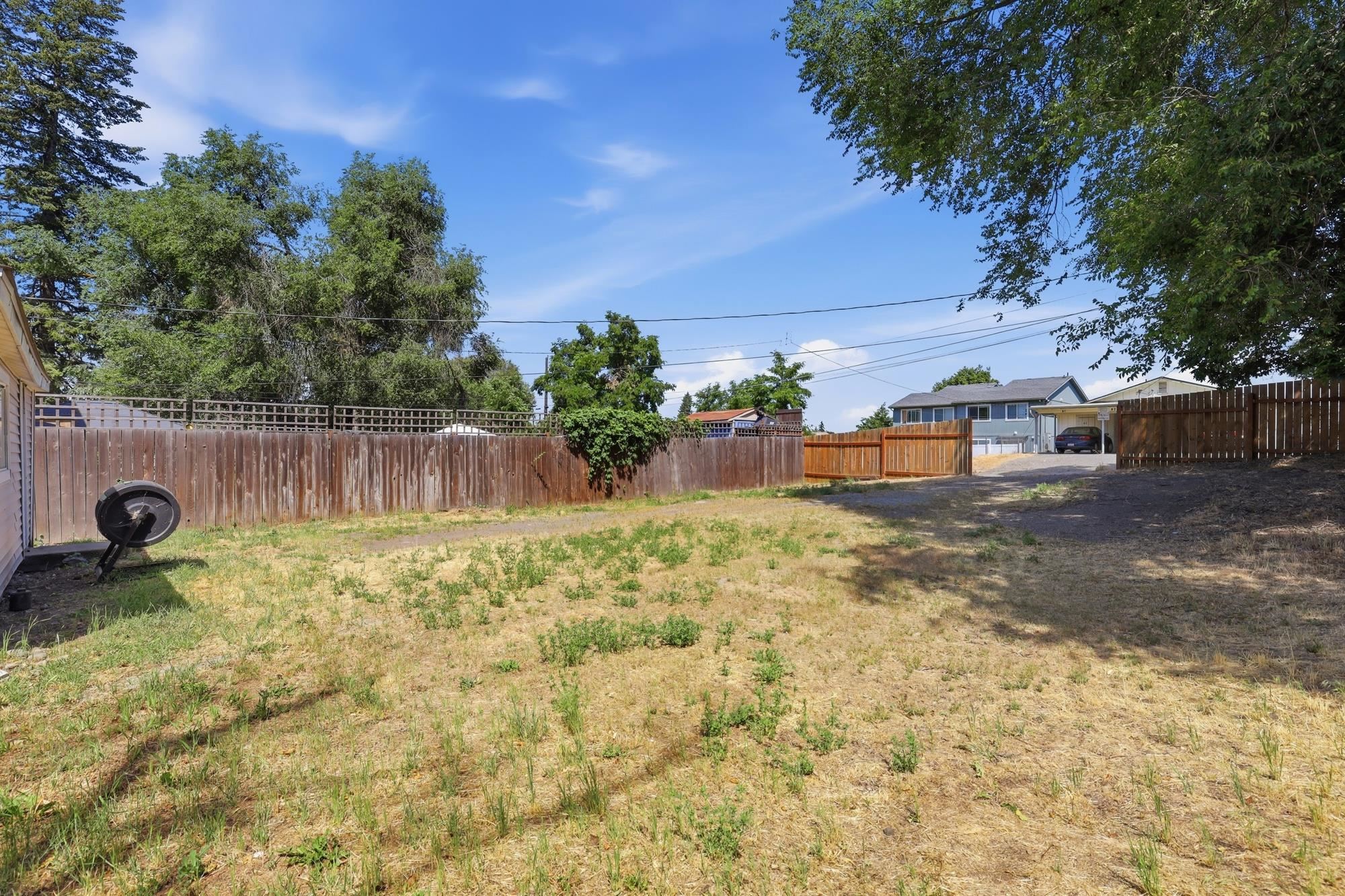 1711 E Desmet Ave - Photo 11