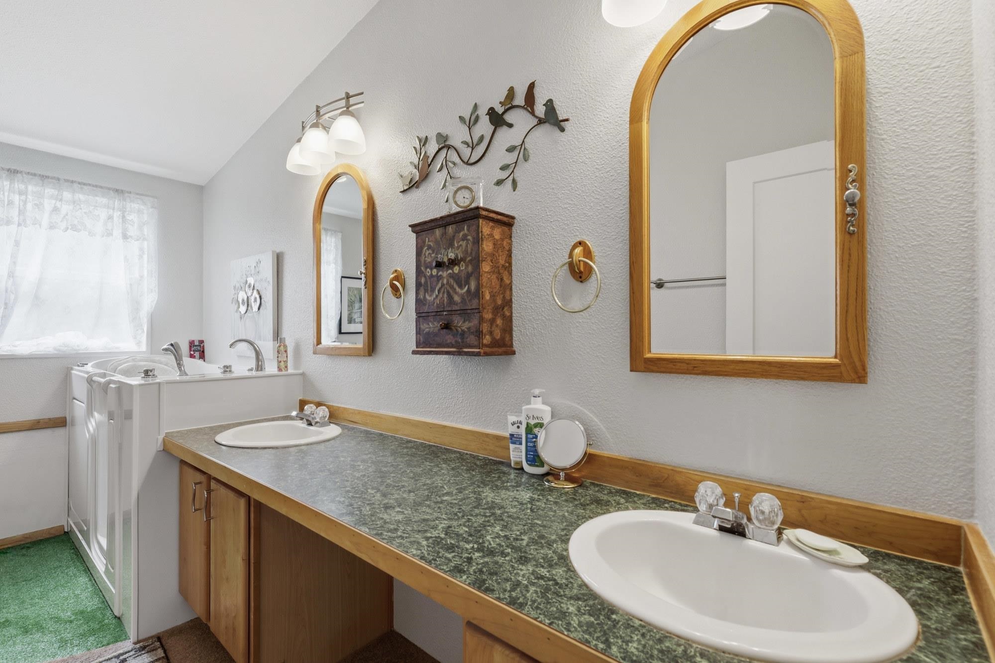 1702 W Denison-Chattaroy Rd - Photo 17
