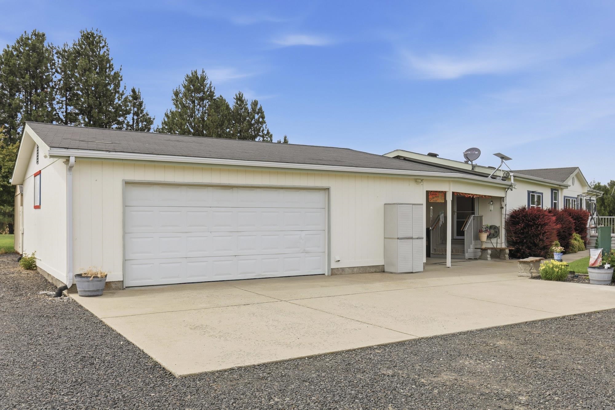 1702 W Denison-Chattaroy Rd - Photo 23