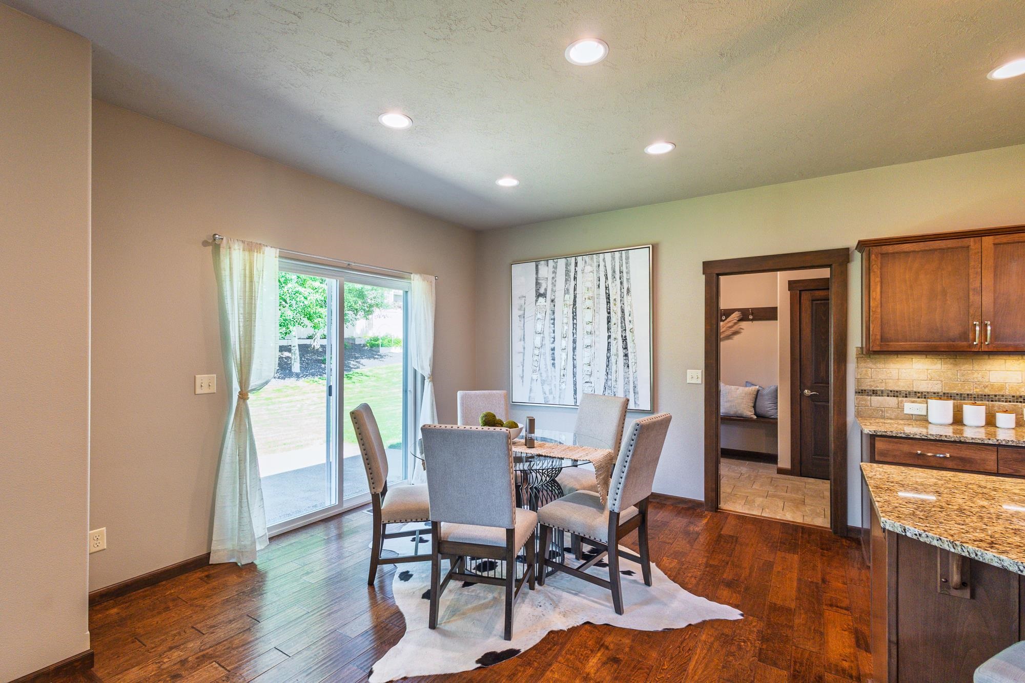 2120 S Selkirk Dr - Photo 9