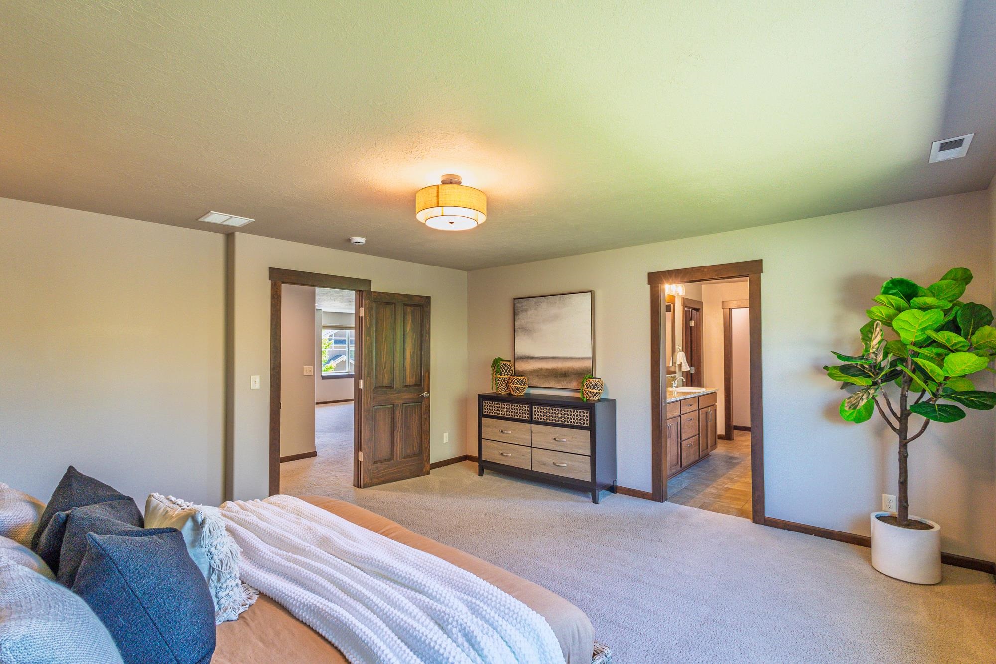 2120 S Selkirk Dr - Photo 17