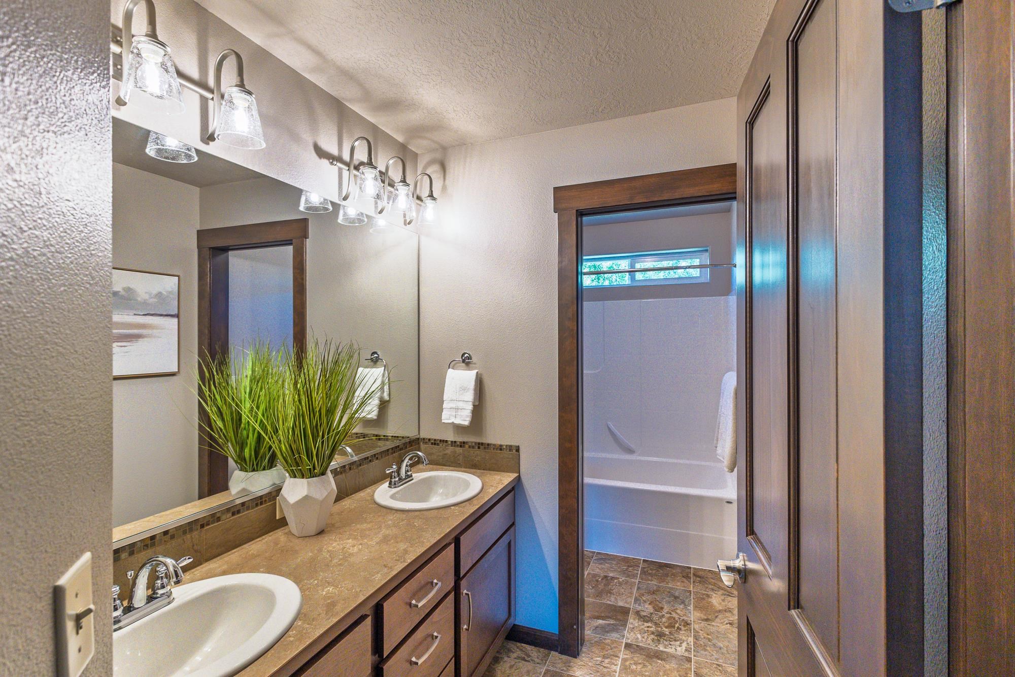 2120 S Selkirk Dr - Photo 26