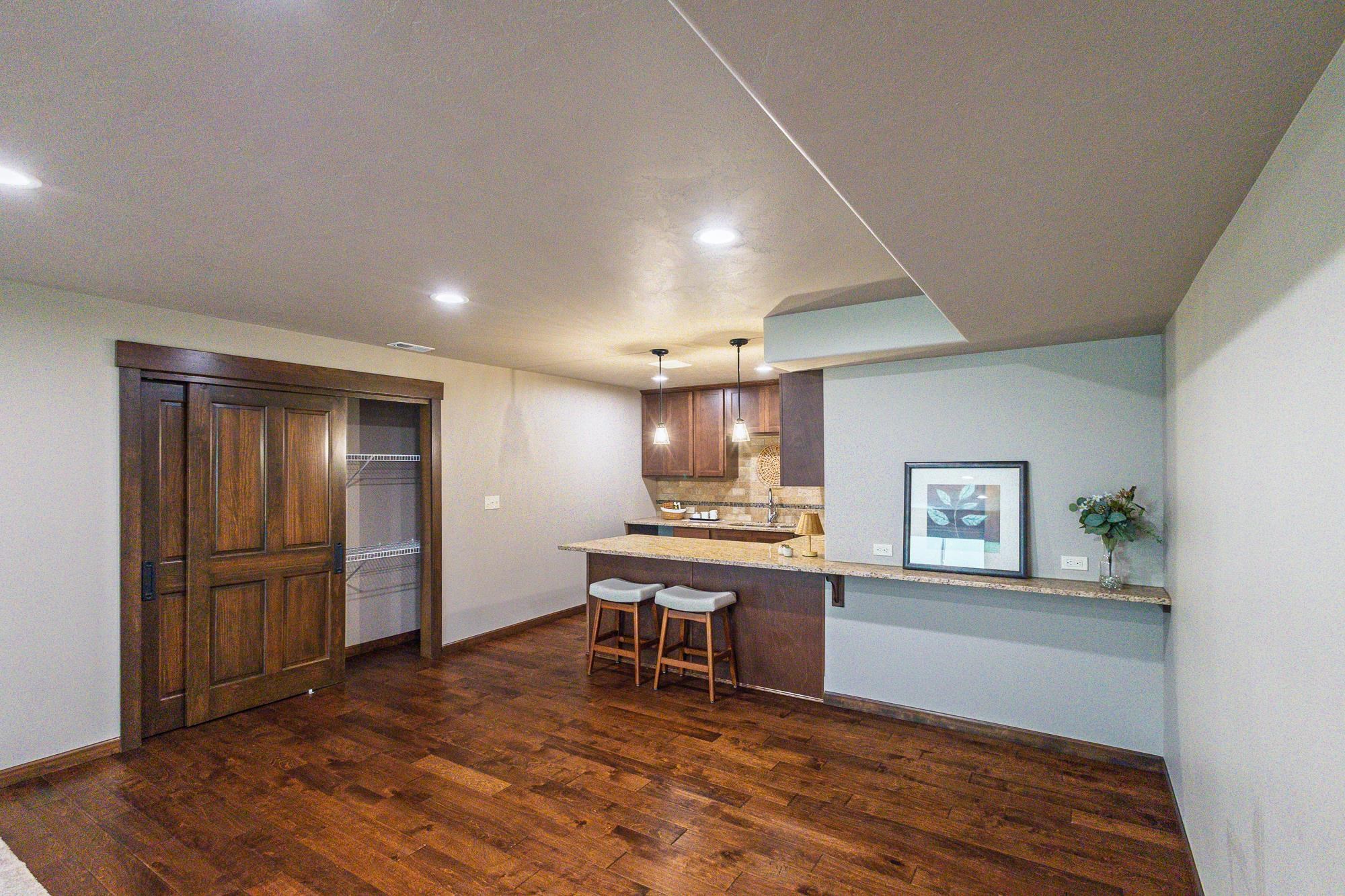 2120 S Selkirk Dr - Photo 33
