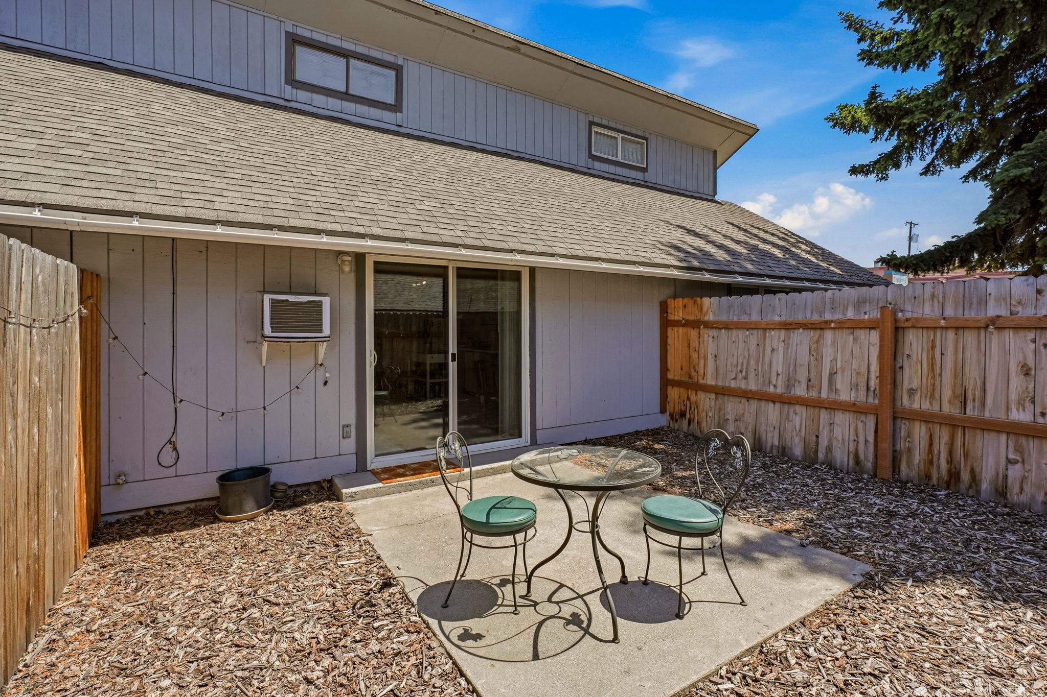 1824 W Maxwell Ave - Photo 16