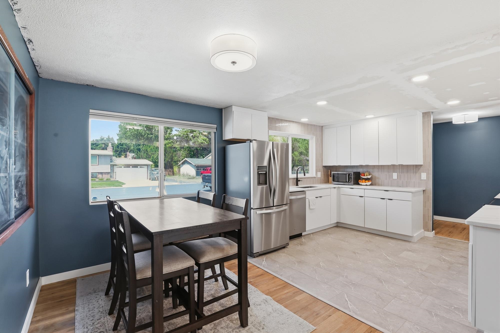 413 N 3rd St - Photo 8