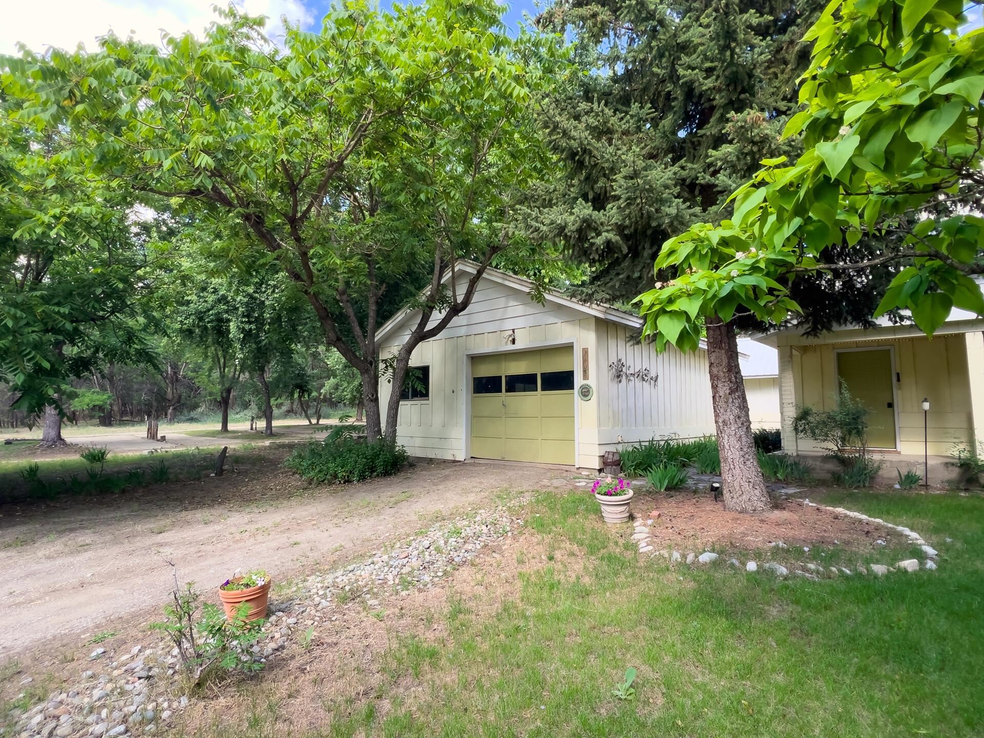 1429 Kettle Park Rd - Photo 4
