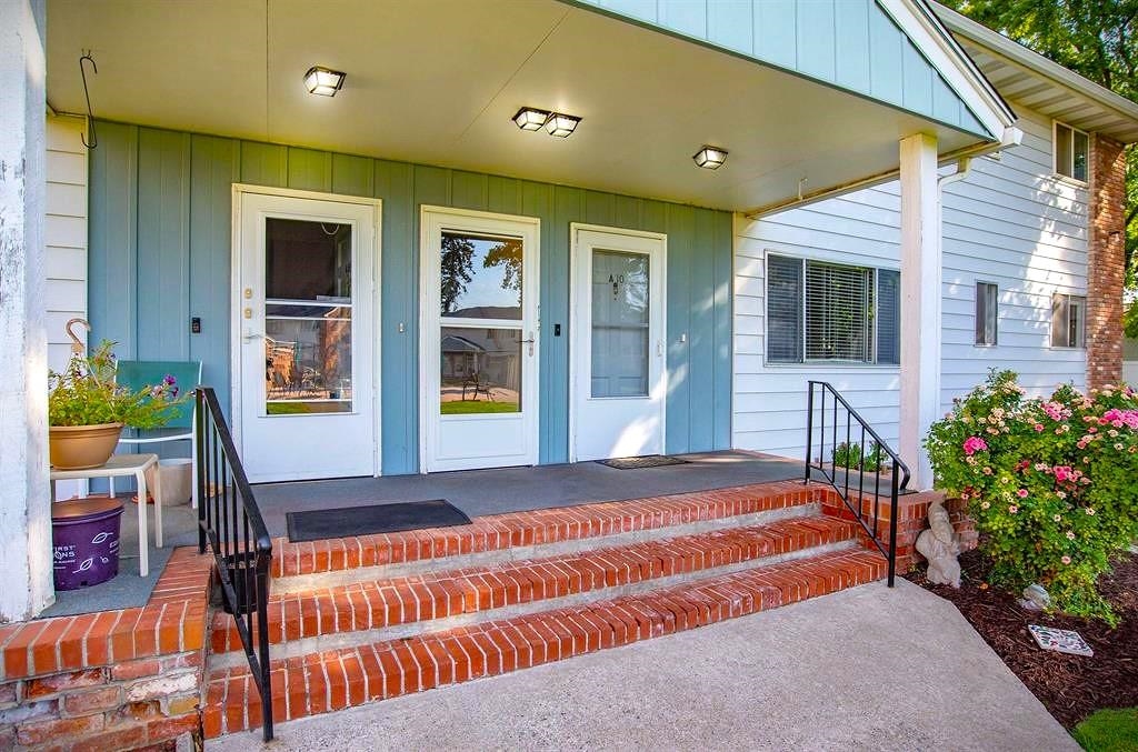 250 N RAYMOND Rd - Photo 13