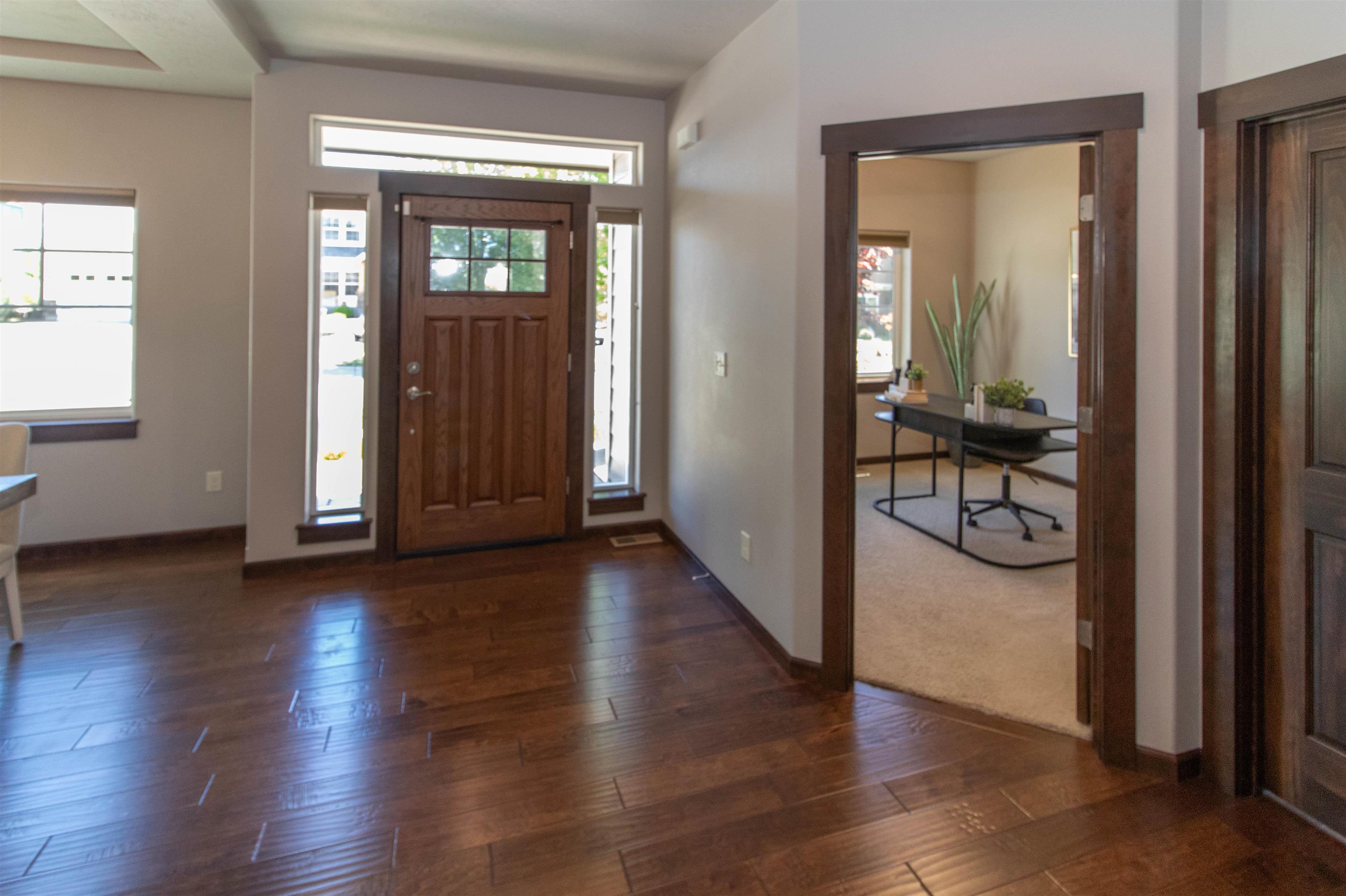 2120 S Selkirk Dr - Photo 11