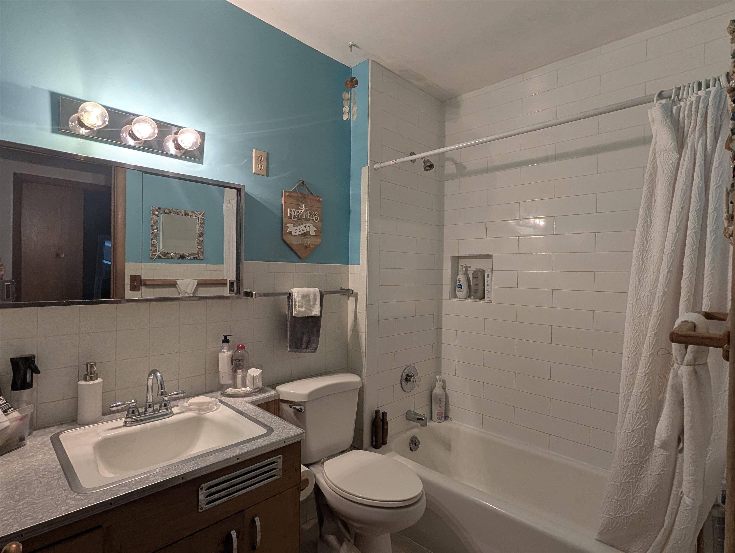 4511 N Maple St - Photo 10