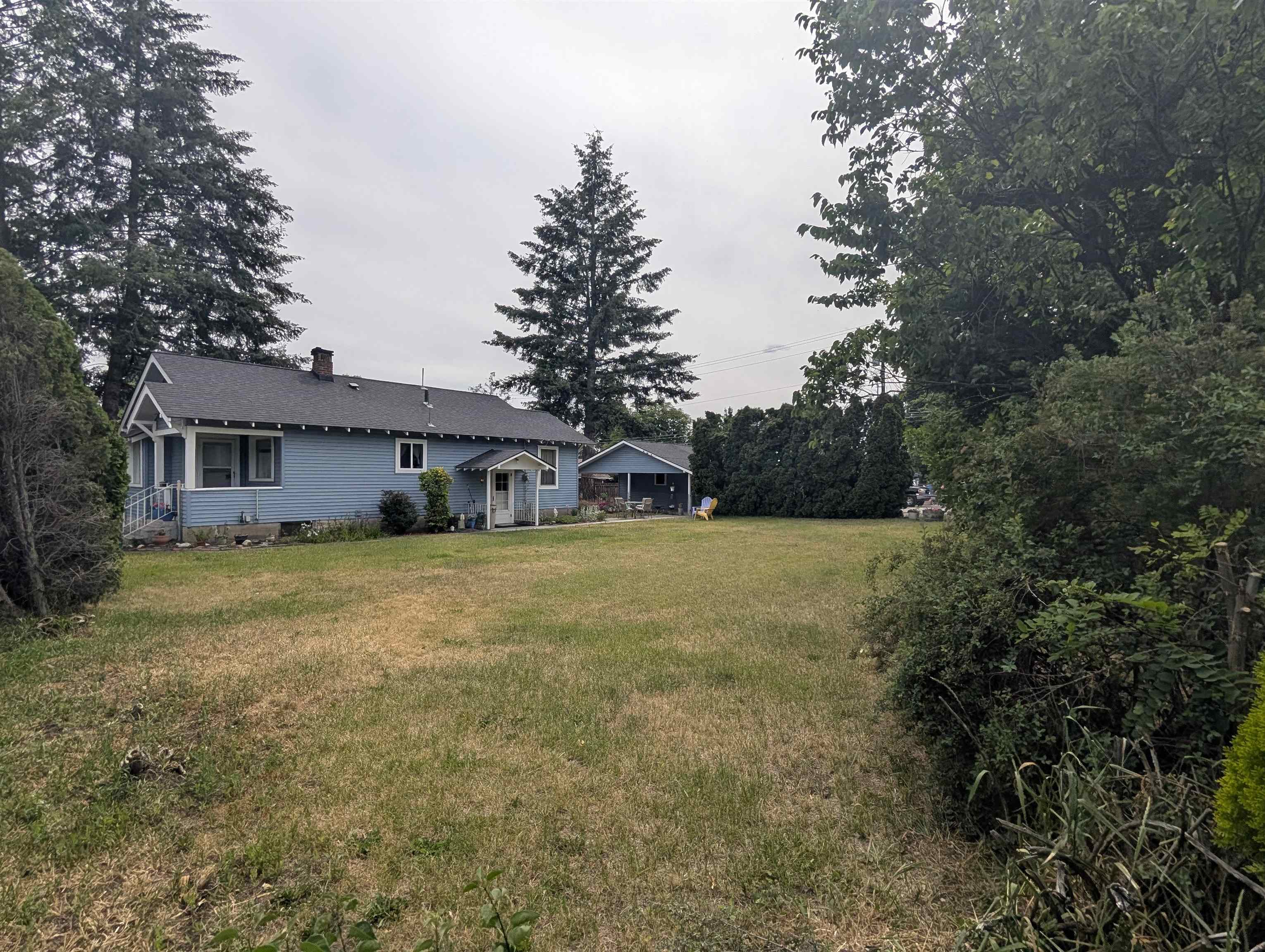 4511 N Maple St - Photo 16