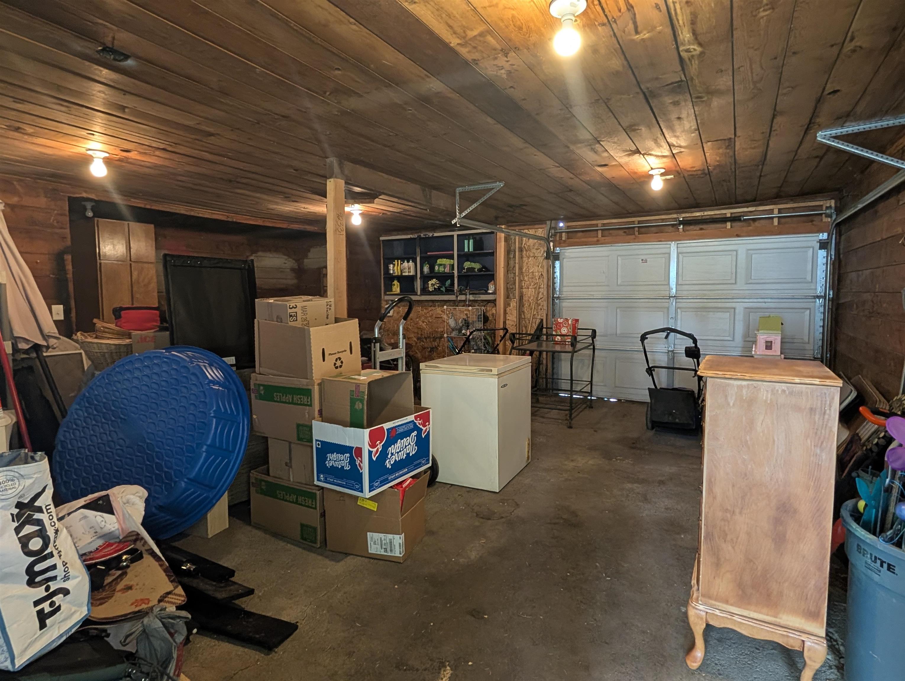4511 N Maple St - Photo 24