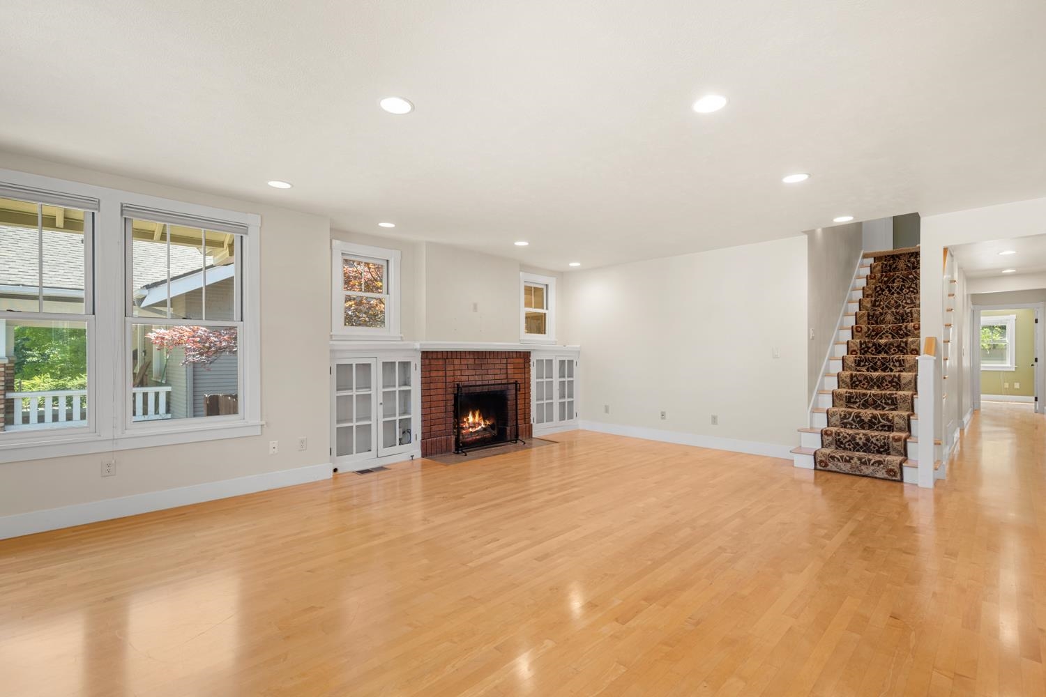 107 W 18TH Ave - Photo 7