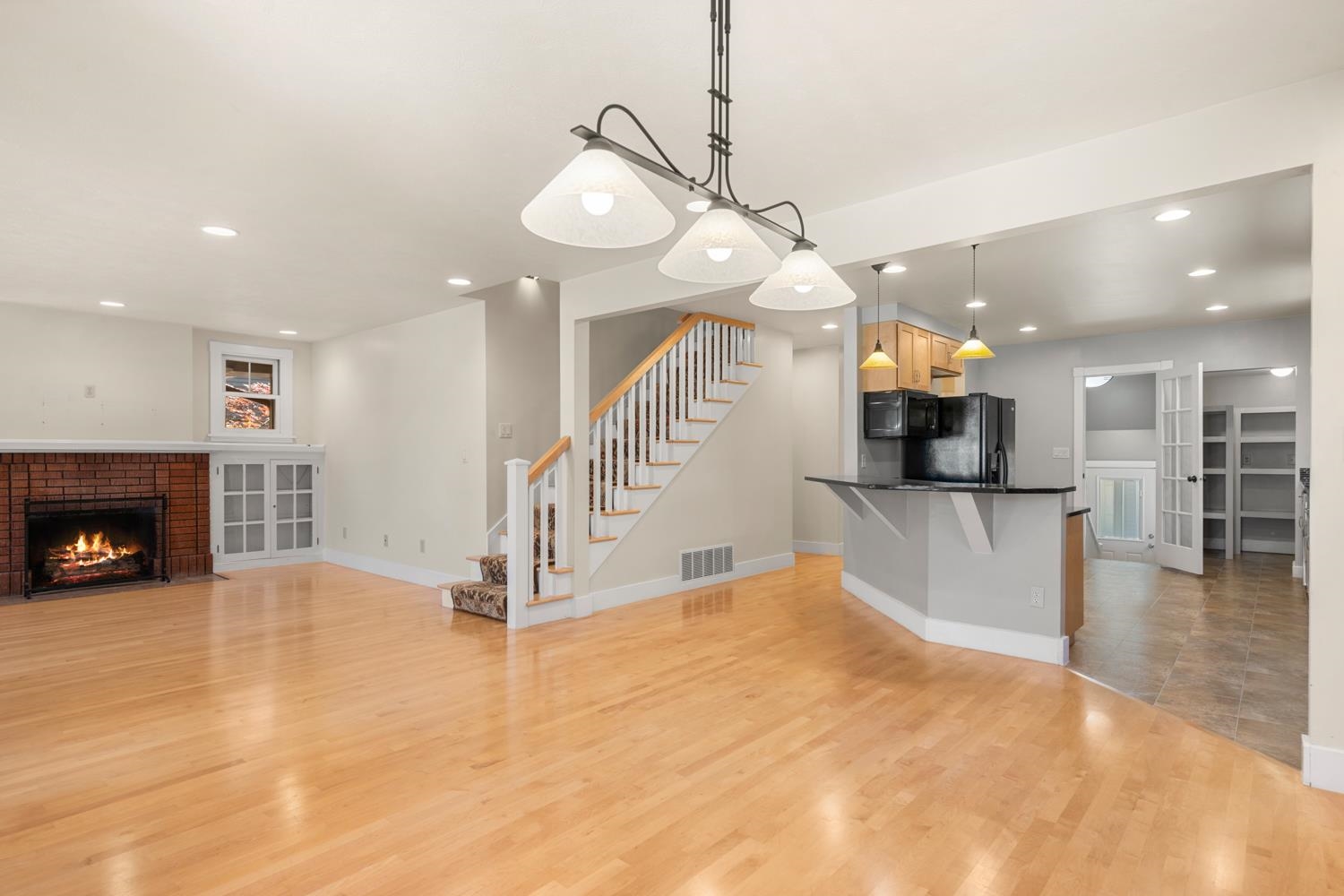 107 W 18TH Ave - Photo 11