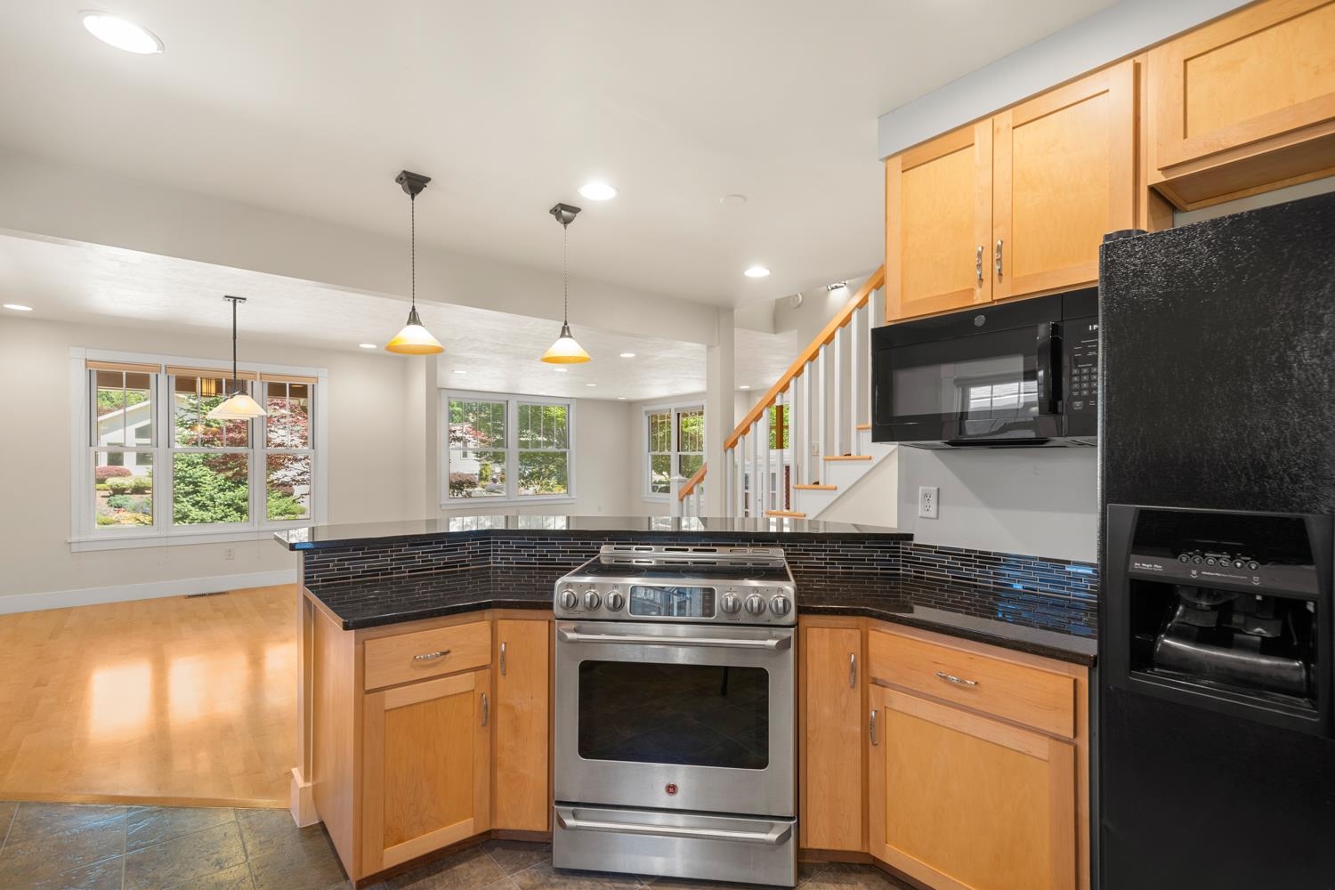 107 W 18TH Ave - Photo 17
