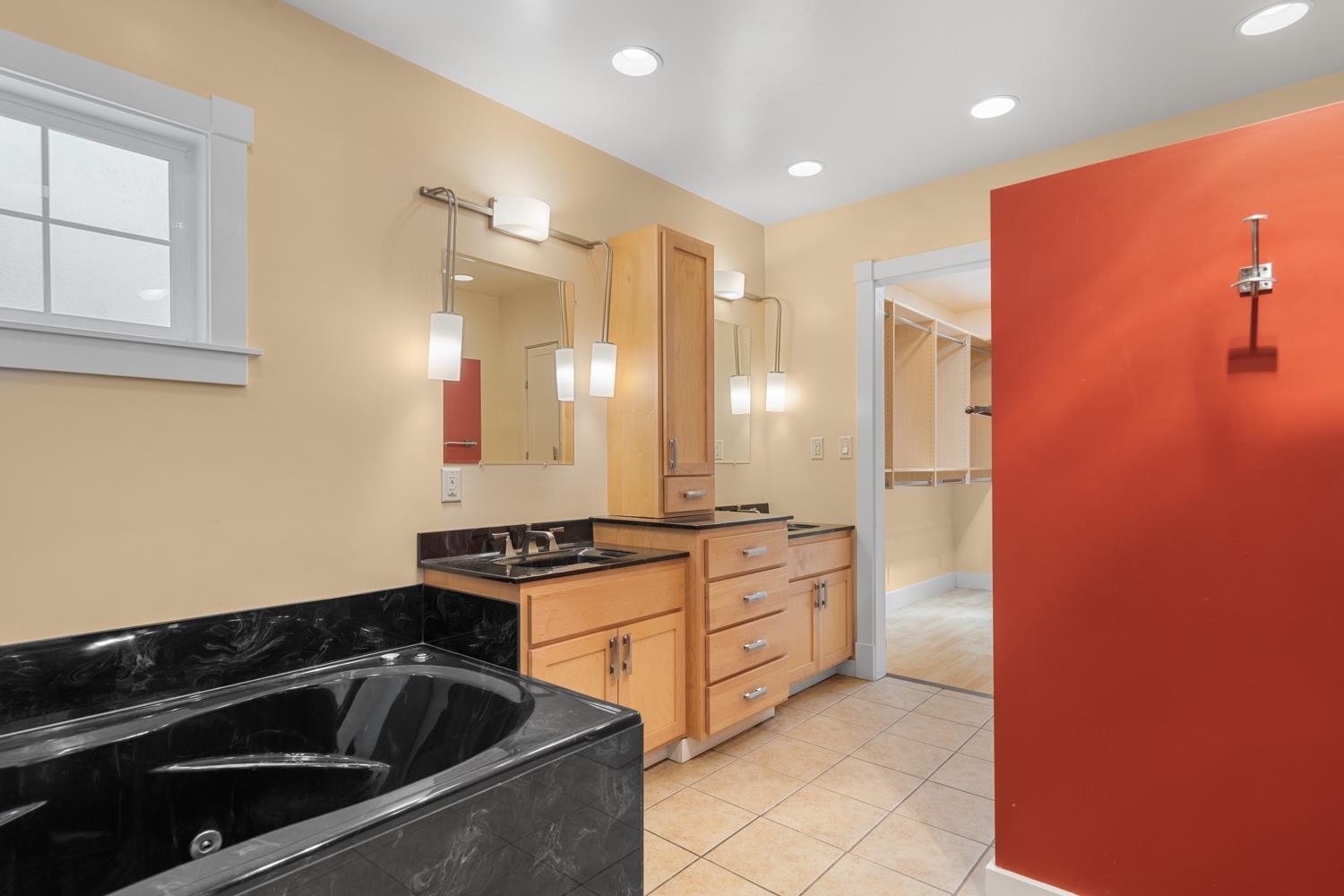 107 W 18TH Ave - Photo 23