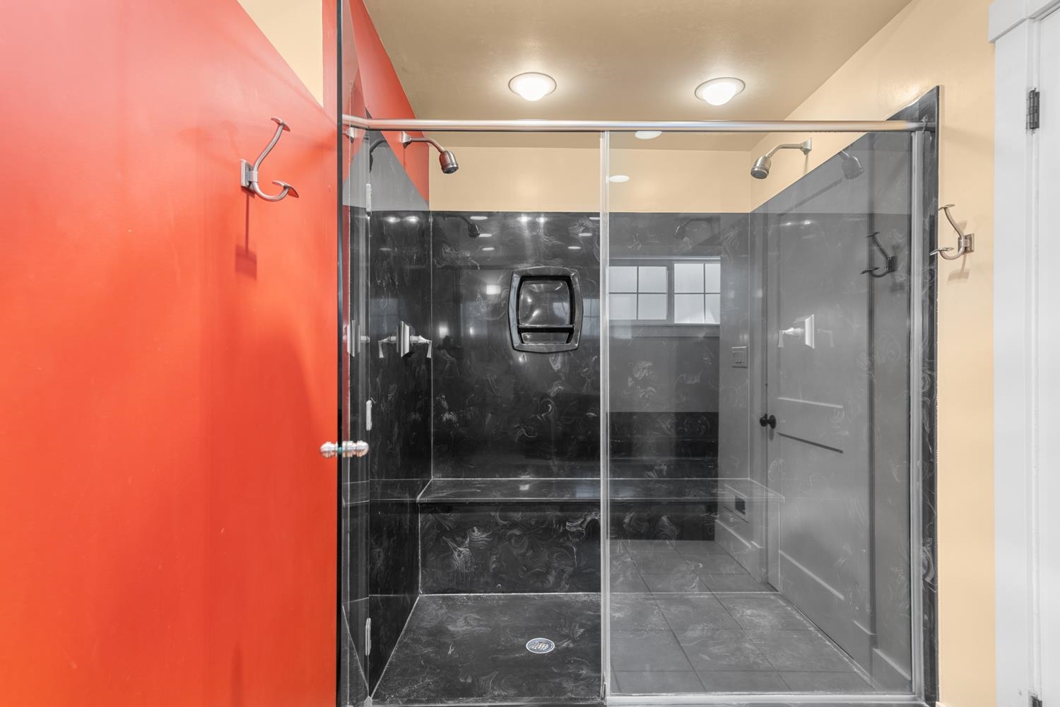 107 W 18TH Ave - Photo 25