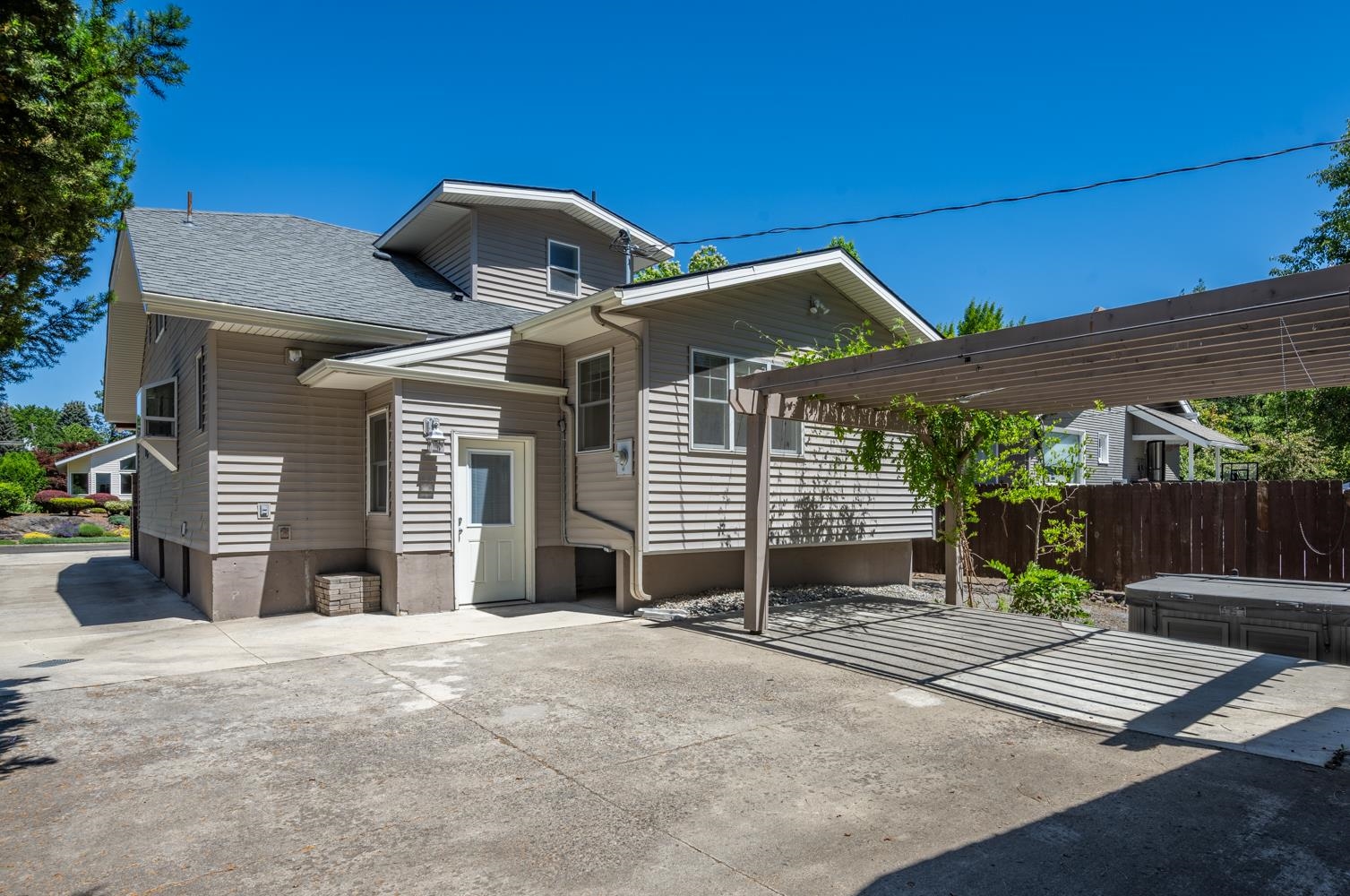 107 W 18TH Ave - Photo 43