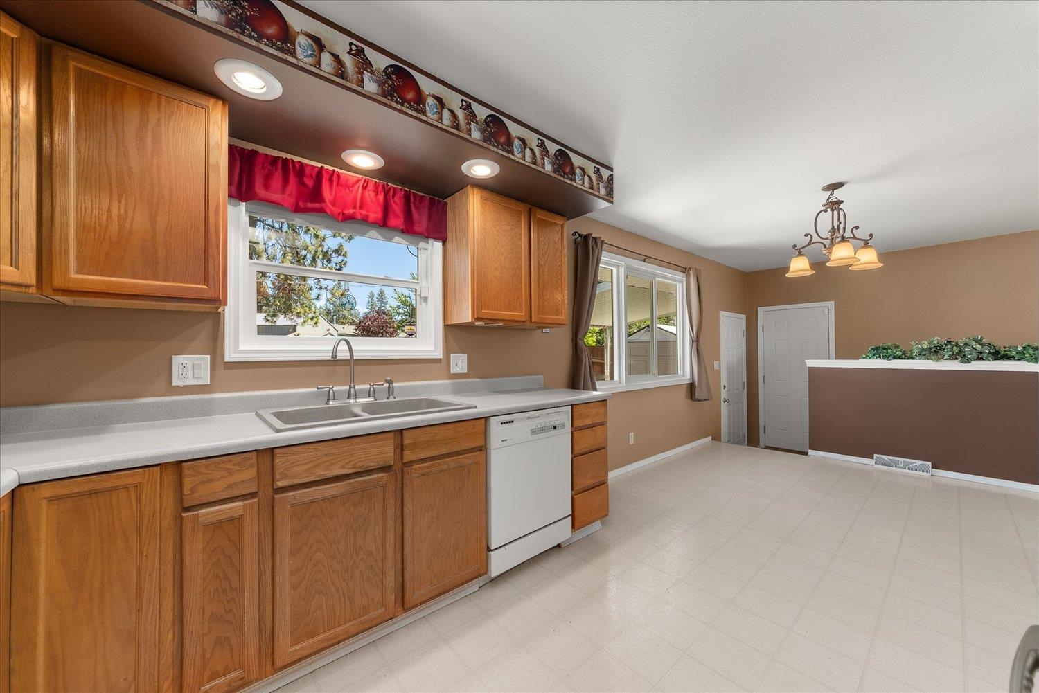 3320 W Rosewood Ave - Photo 10