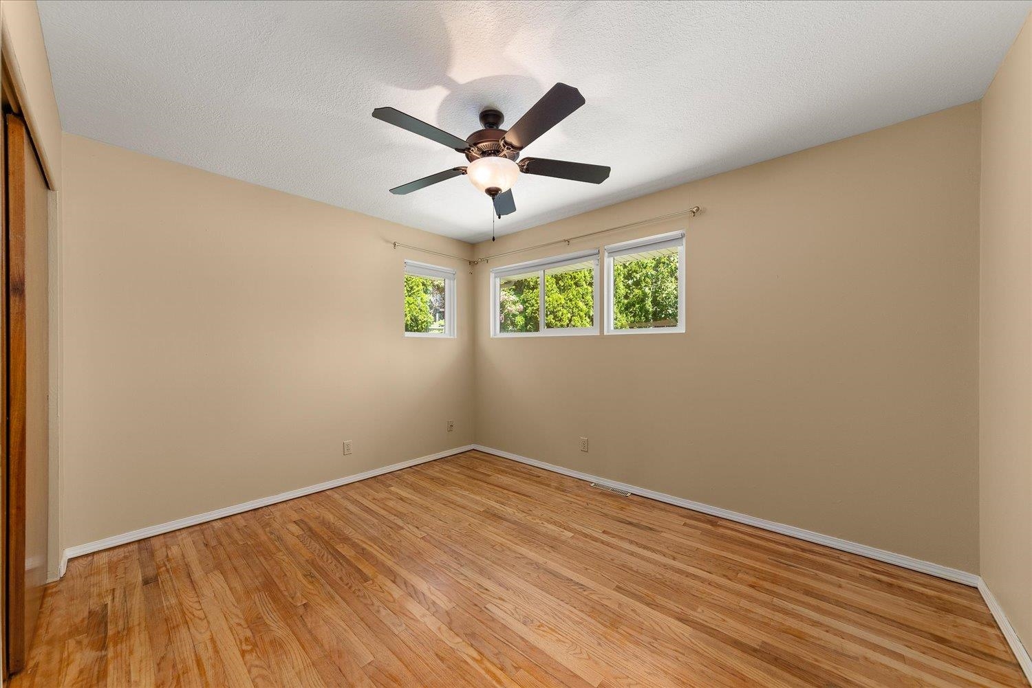 3320 W Rosewood Ave - Photo 16